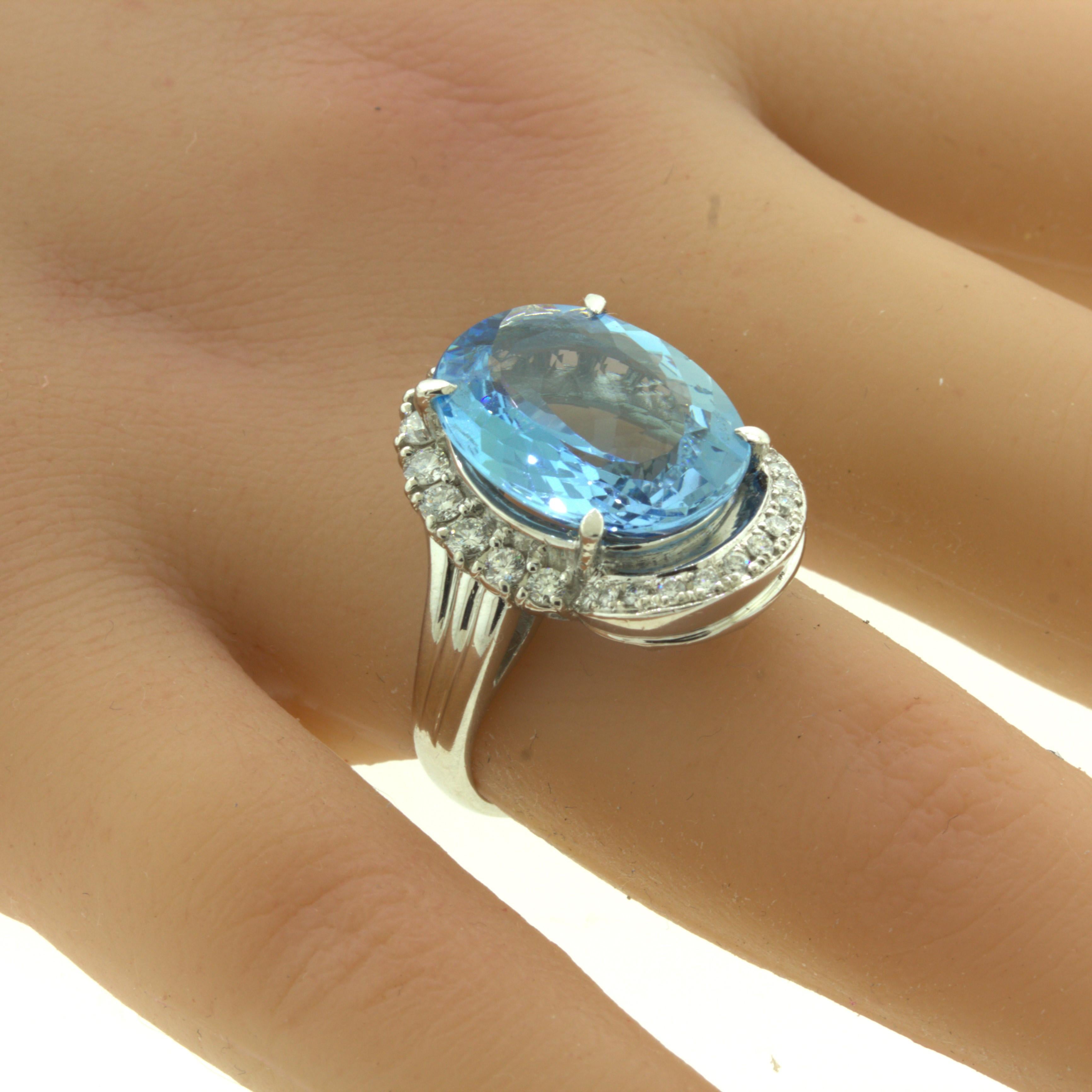 9.09 Carat Aquamarine Diamond Platinum Ring For Sale 1