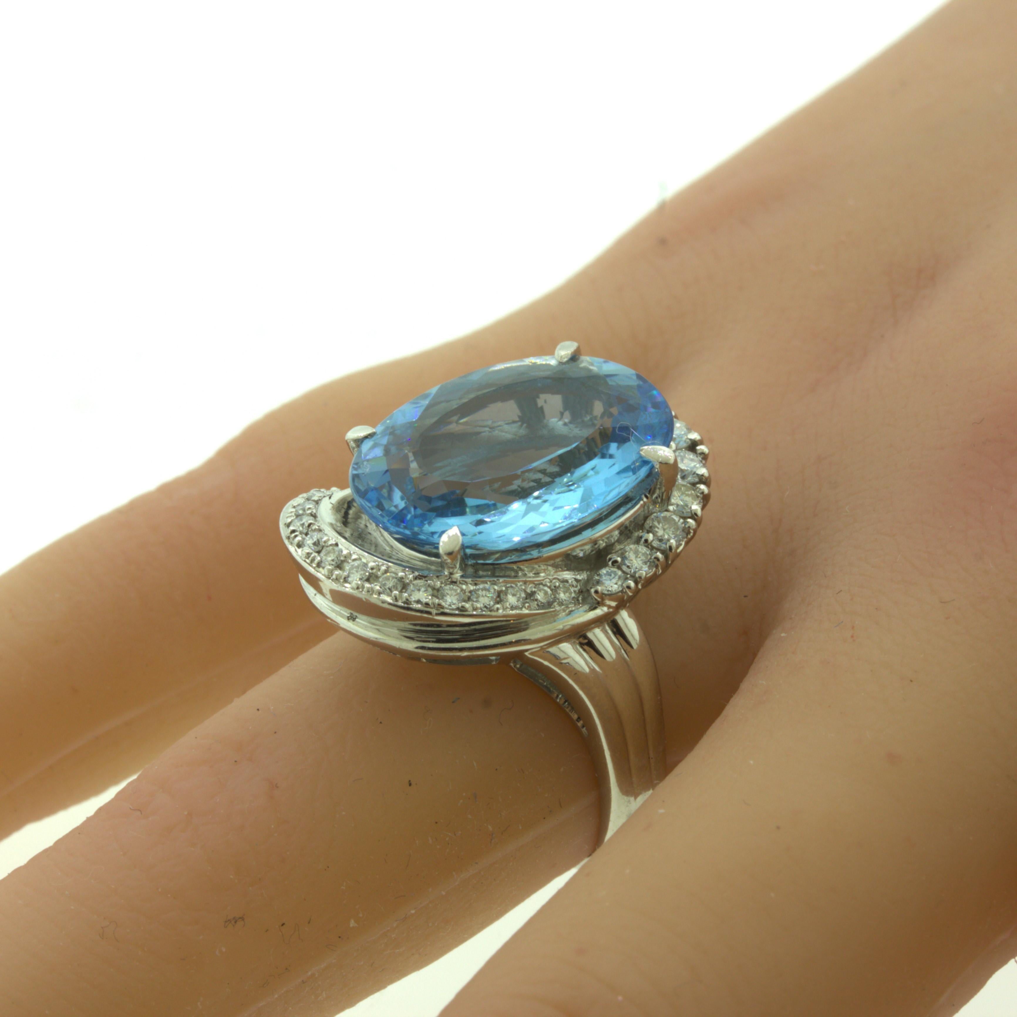 9.09 Carat Aquamarine Diamond Platinum Ring For Sale 3