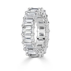 9,09ct Smaragdschliff Diamant Eternity Band in 18k Weißgold