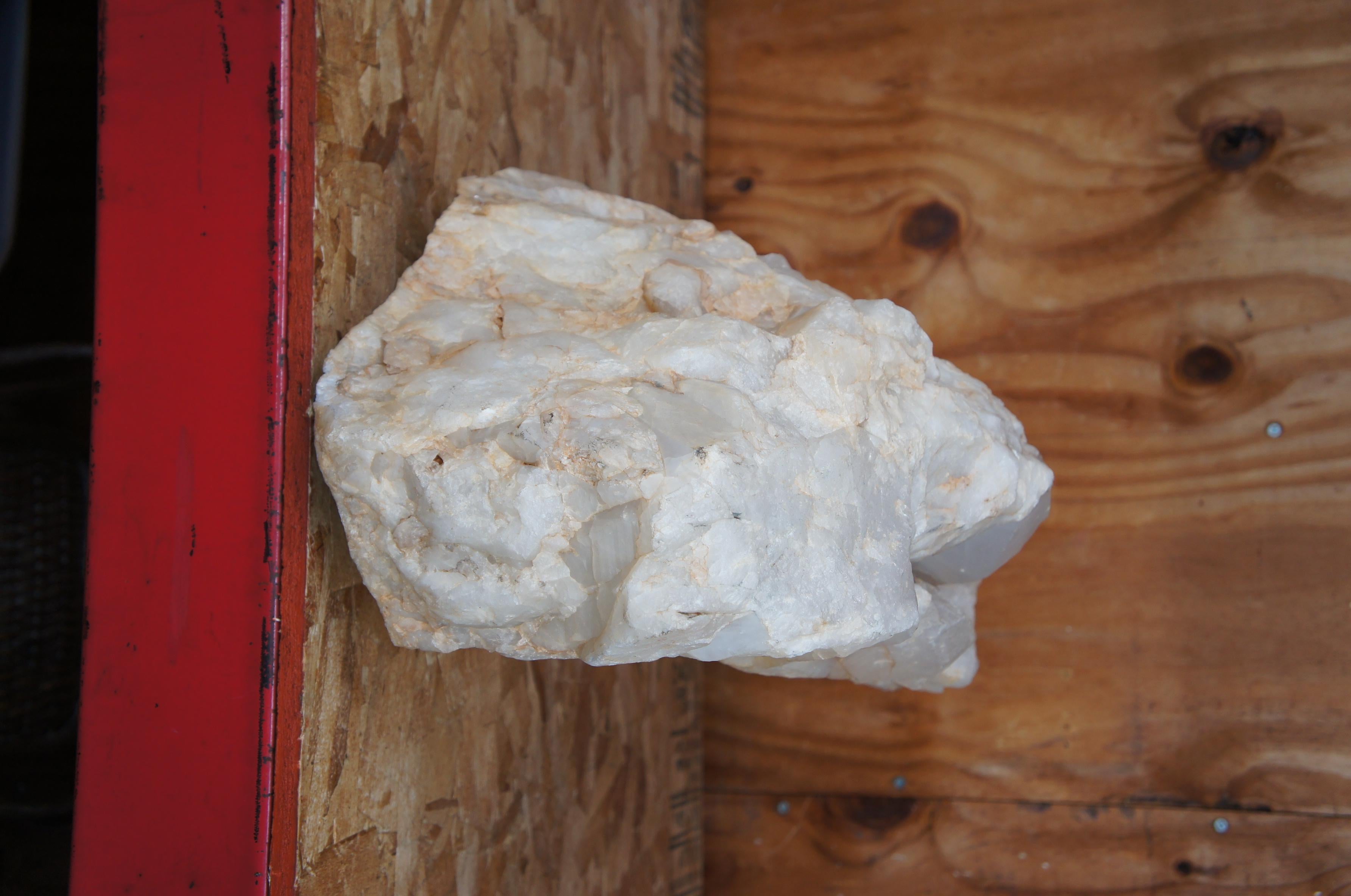 90lb Natural White Quartz Crystal Rock Stone Formation Heal Stone Healing Cluster Bon état - En vente à Dayton, OH