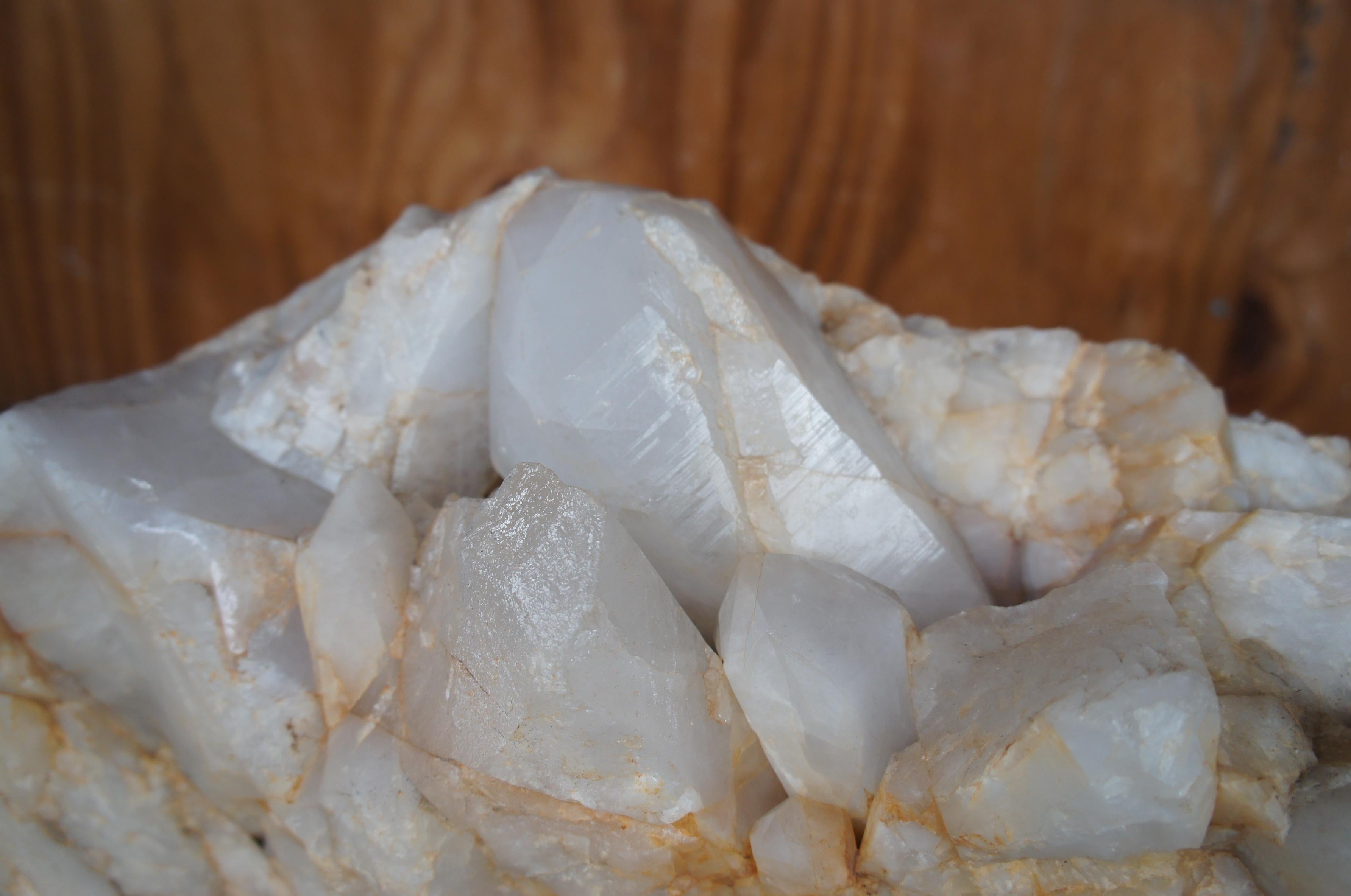 90lb Natural White Quartz Crystal Rock Stone Formation Heal Stone Healing Cluster en vente 1