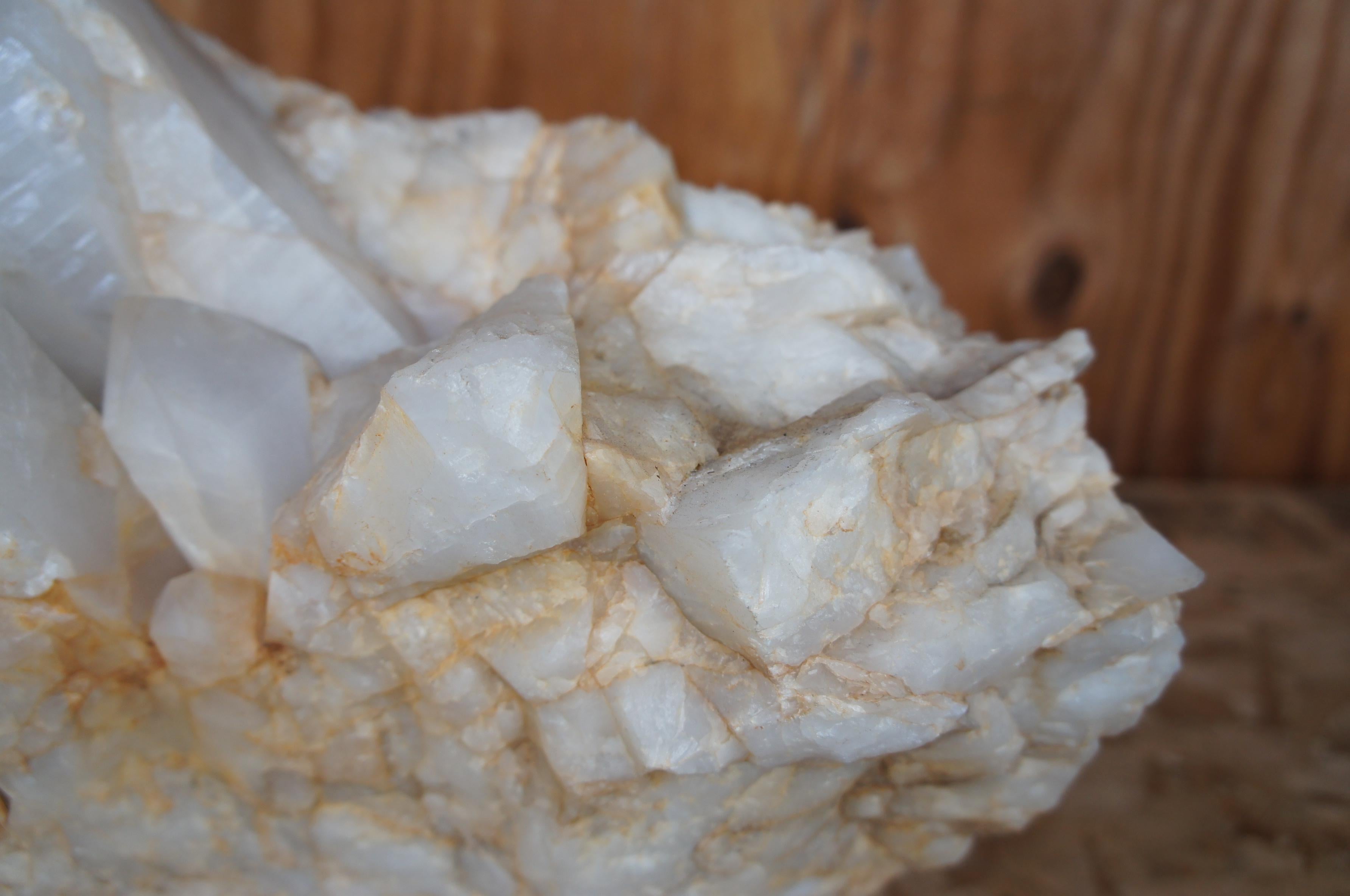 90lb Natural White Quartz Crystal Rock Stone Formation Heal Stone Healing Cluster en vente 2