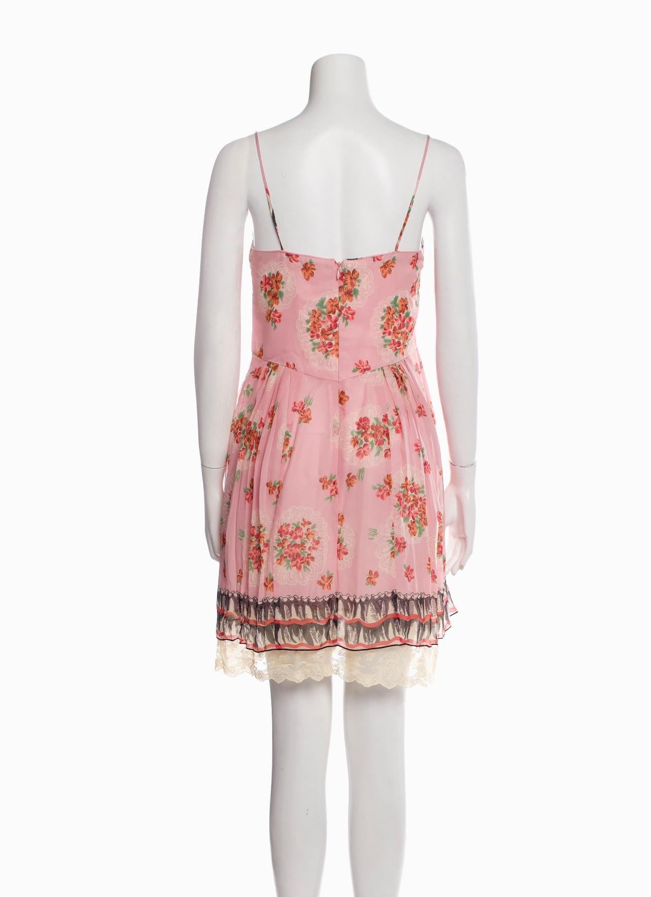 90s Anna Sui silk slip dress with floral print In Excellent Condition For Sale In Austin, TX