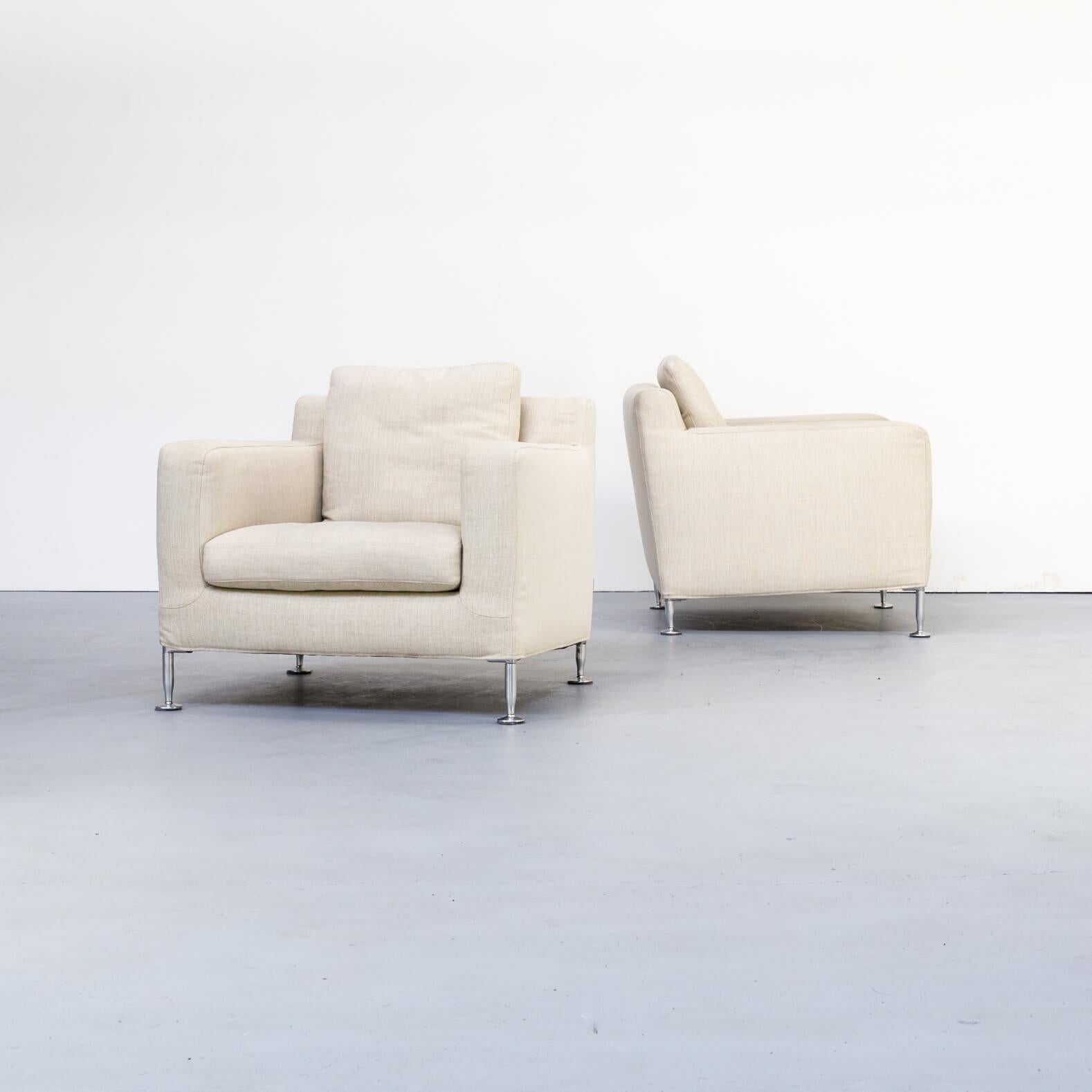 Fauteuil de salon 'harry' des années 1990 d'Antonio Citterio pour B&B Italia. Bel ensemble de deux confortables fauteuils Harry en bon état conforme à l'âge et à l'usage.