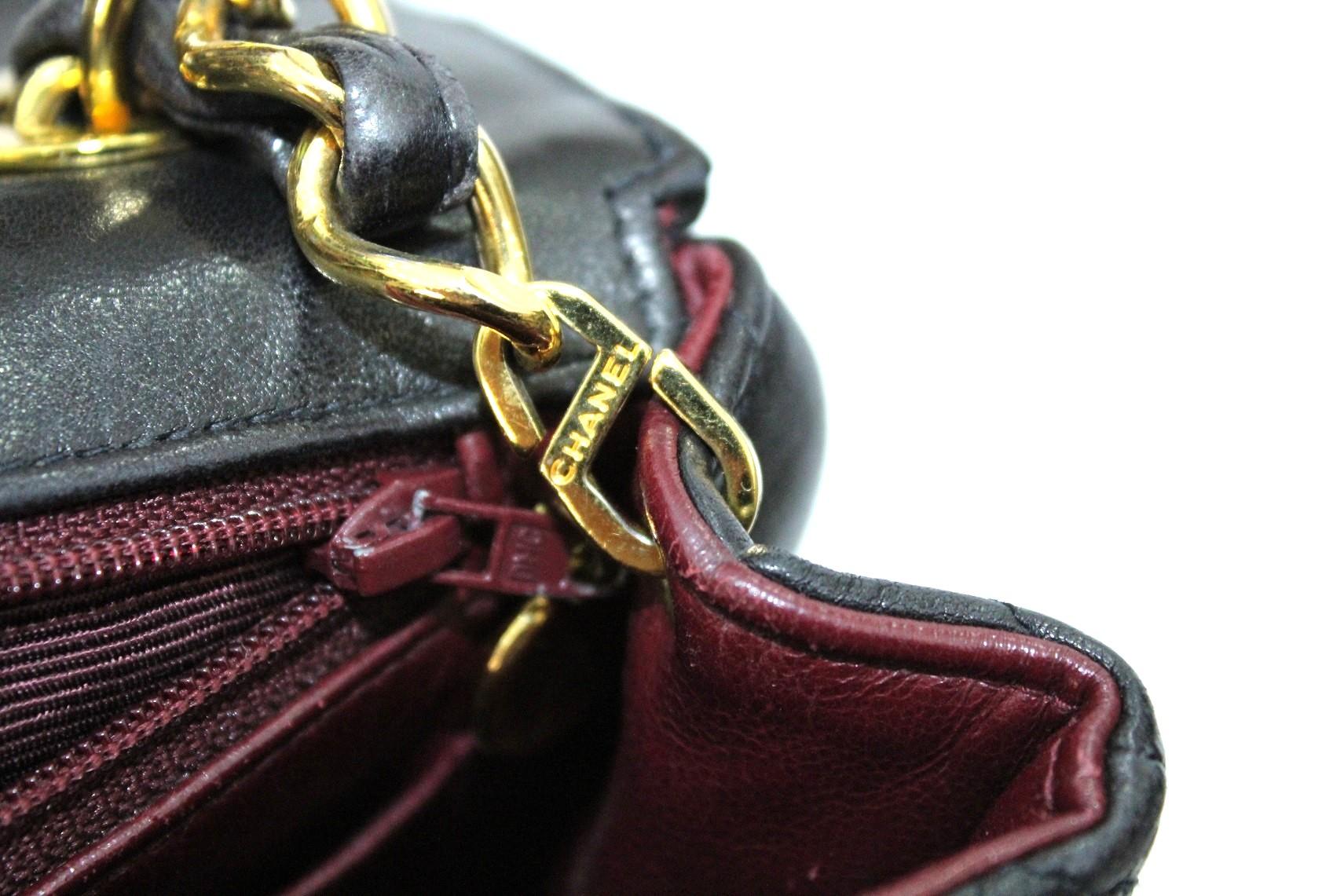 Women's 90s Chanel Black Leather Bag