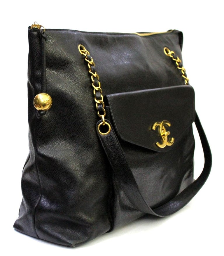 90s Chanel Black Leather Shoulder Bag For Sale at 1stdibs