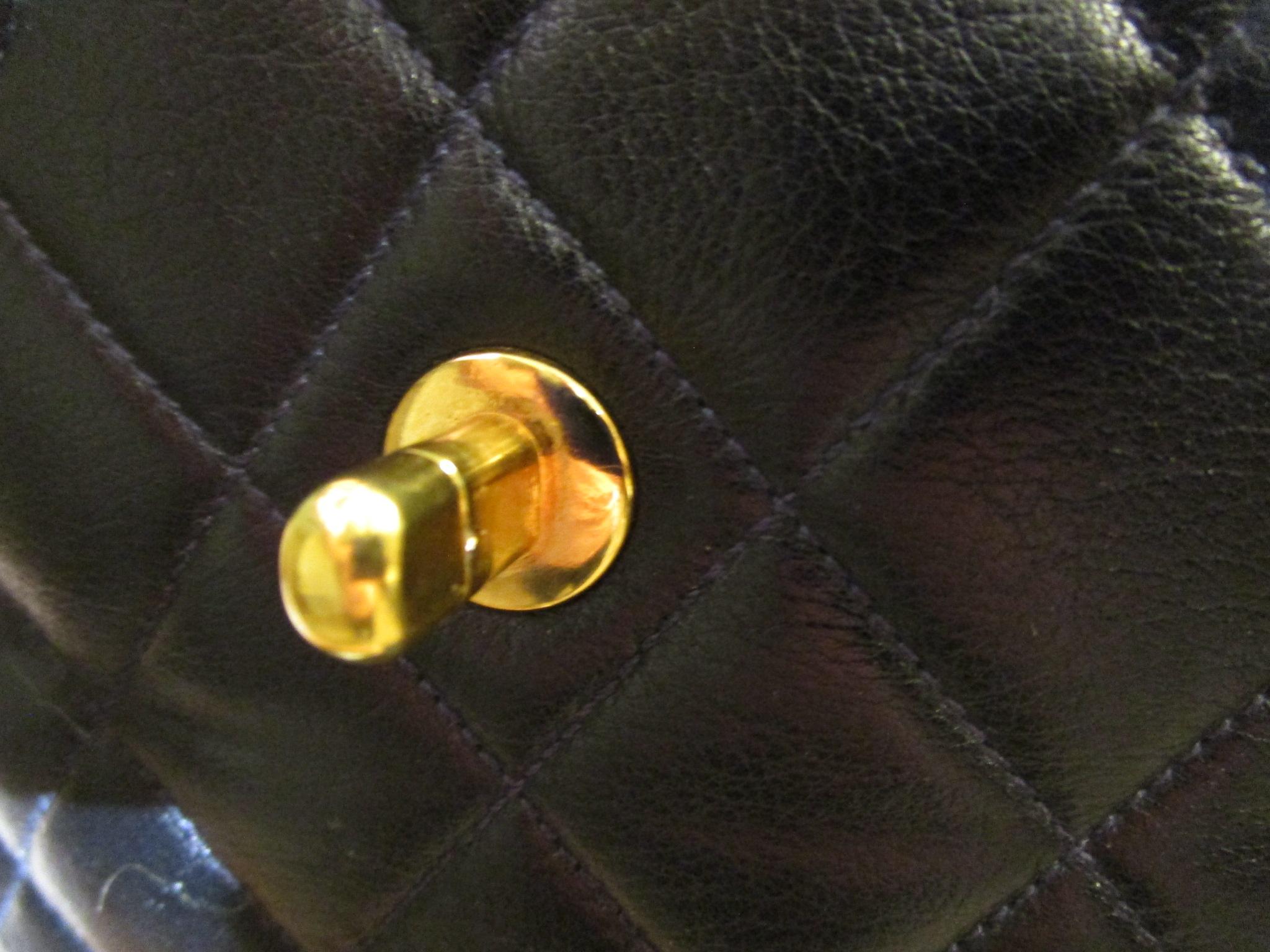 90s CHANEL CC Turnlock Lambskin Leather Waist Belt Bag Black Gold Hardware 3