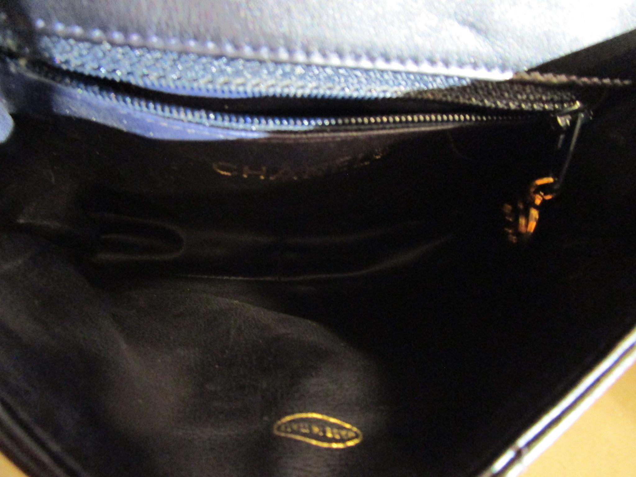 90s CHANEL CC Turnlock Lambskin Leather Waist Belt Bag Black Gold Hardware 4