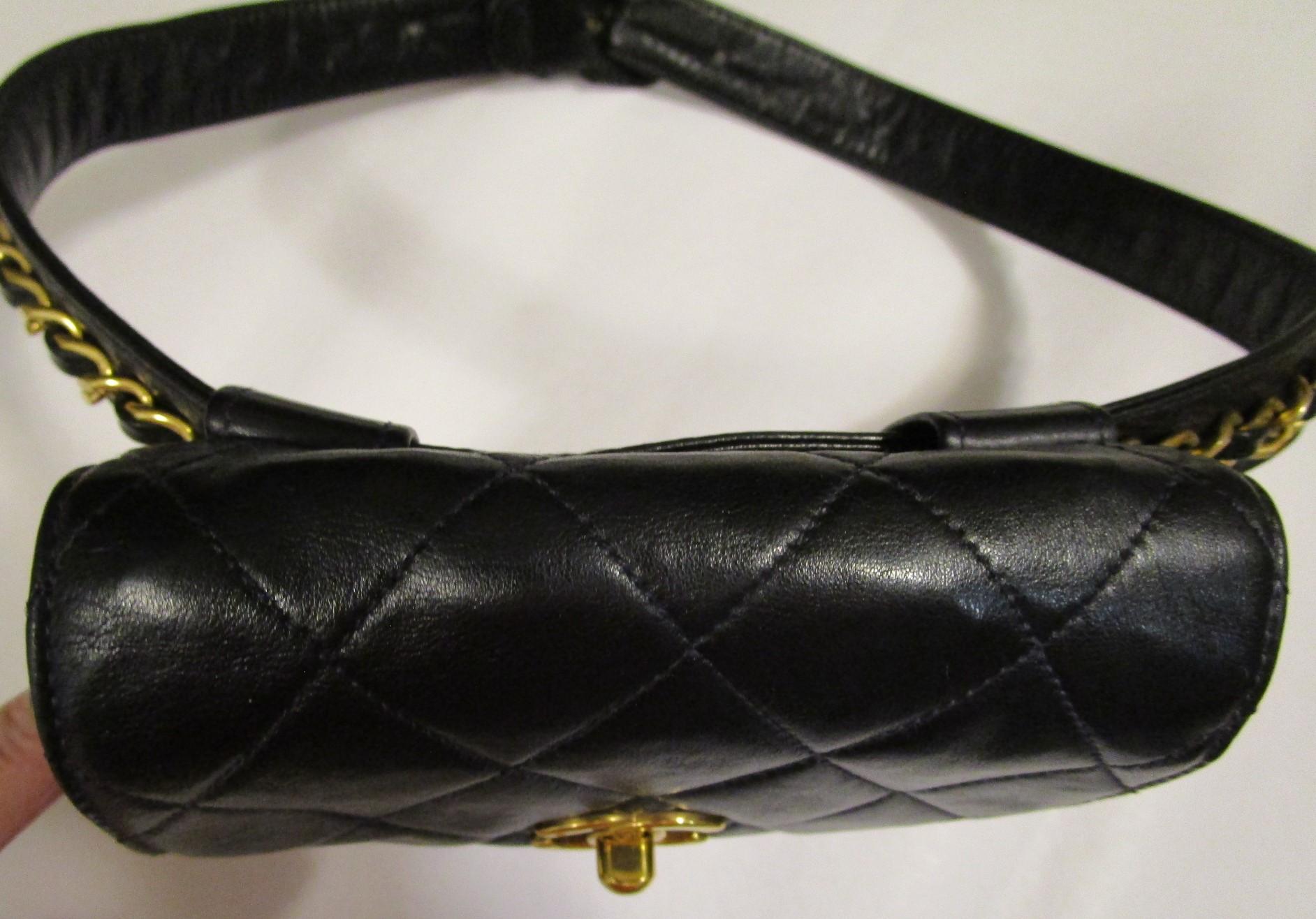 90s CHANEL CC Turnlock Lambskin Leather Waist Belt Bag Black Gold Hardware 12