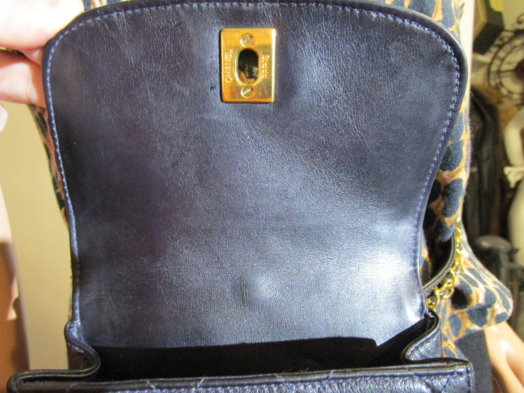 90s CHANEL CC Turnlock Lambskin Leather Waist Belt Bag Black Gold Hardware 2