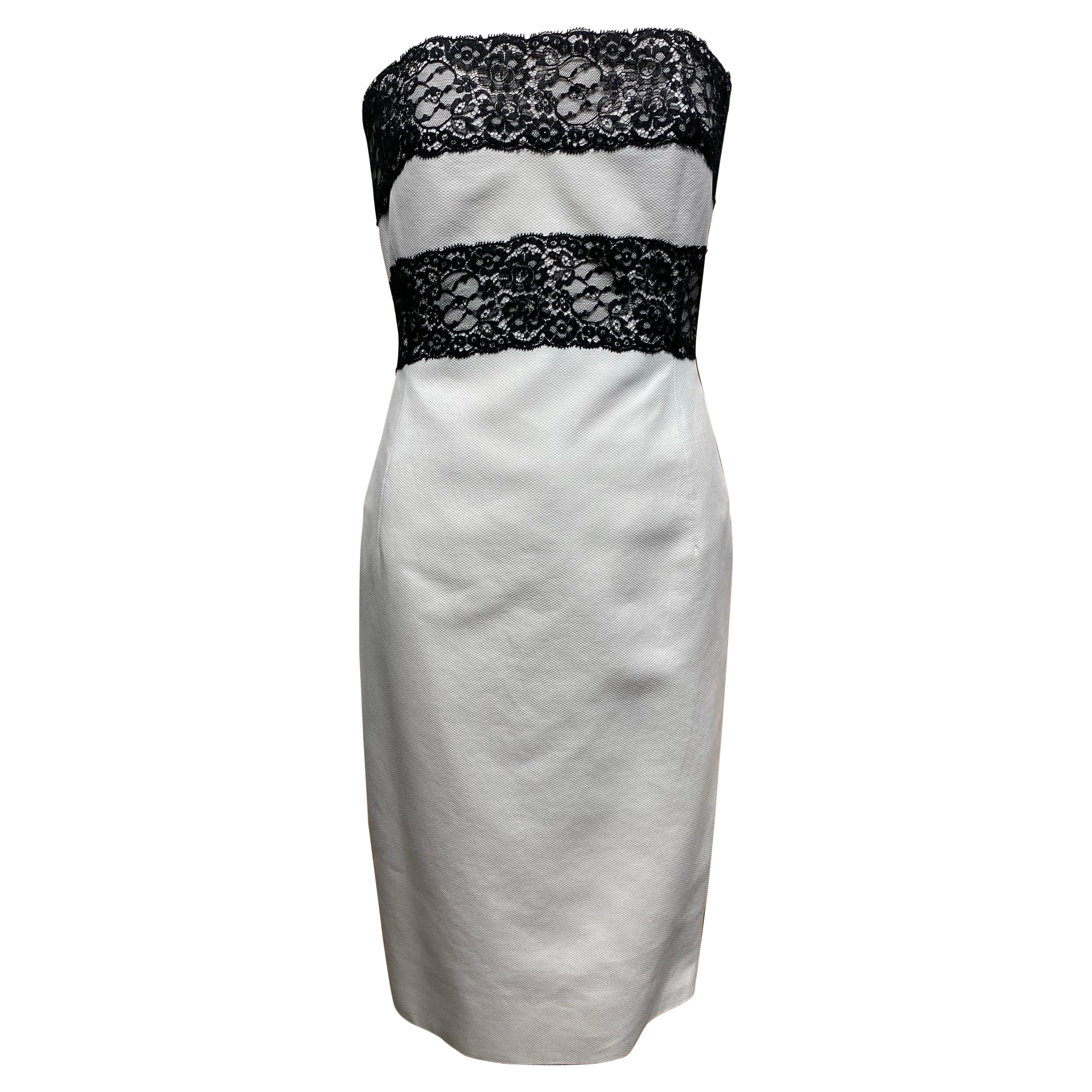 90er Chanel Trägerloses Weißes Baumwollkleid mit Spitze im Angebot