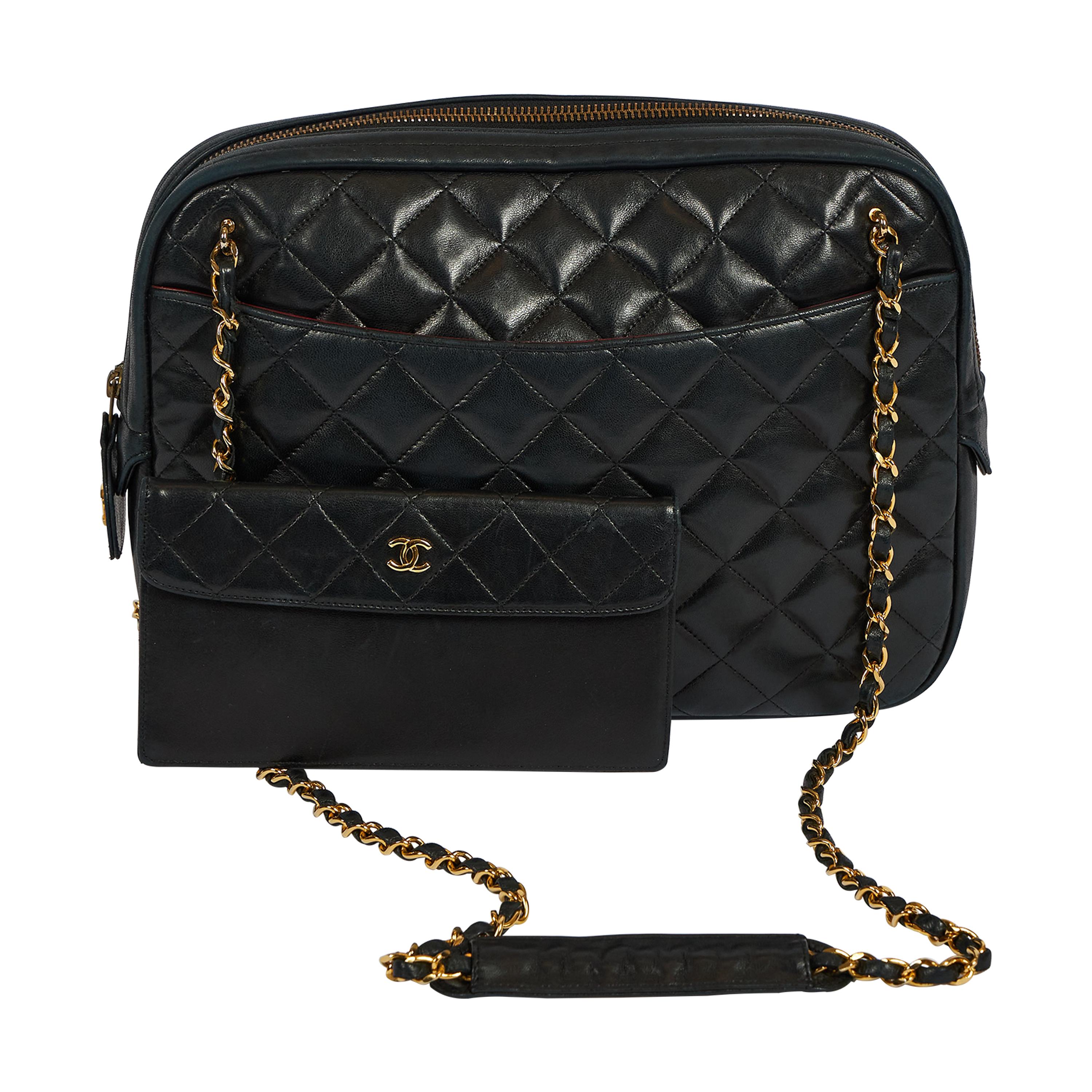 90's Chanel Vintage Black Quilted Leather Shoulder Bag with Wallet