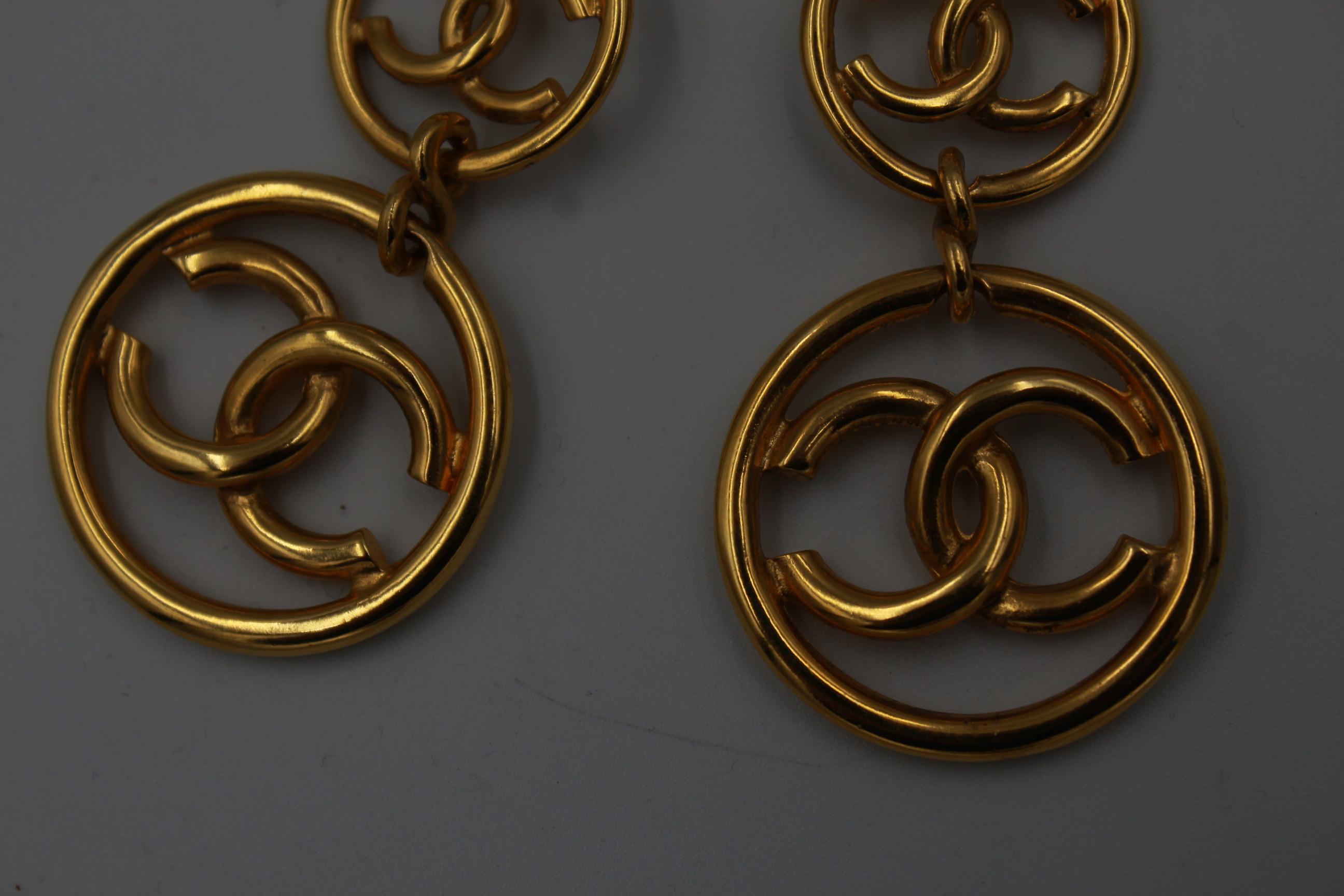 90's Chanel Vintage Haute Couture Collection Long Logo Earrings In Good Condition In Paris, FR