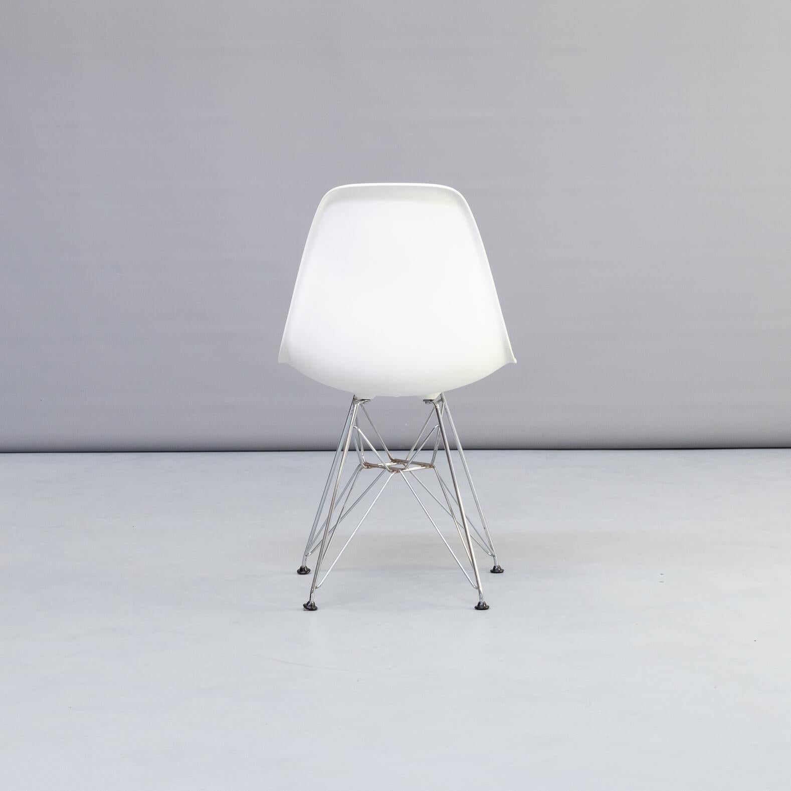 1990s Charles & Ray Eames ‘Dsr’ Dining Chair for Vitra, Set of 4 For Sale 3