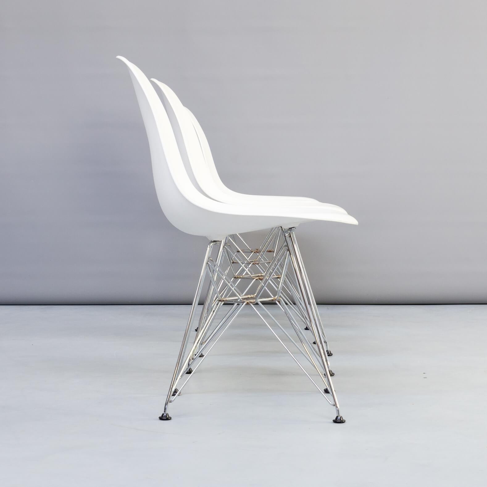 German 1990s Charles & Ray Eames ‘Dsr’ Dining Chair for Vitra, Set of 4 For Sale