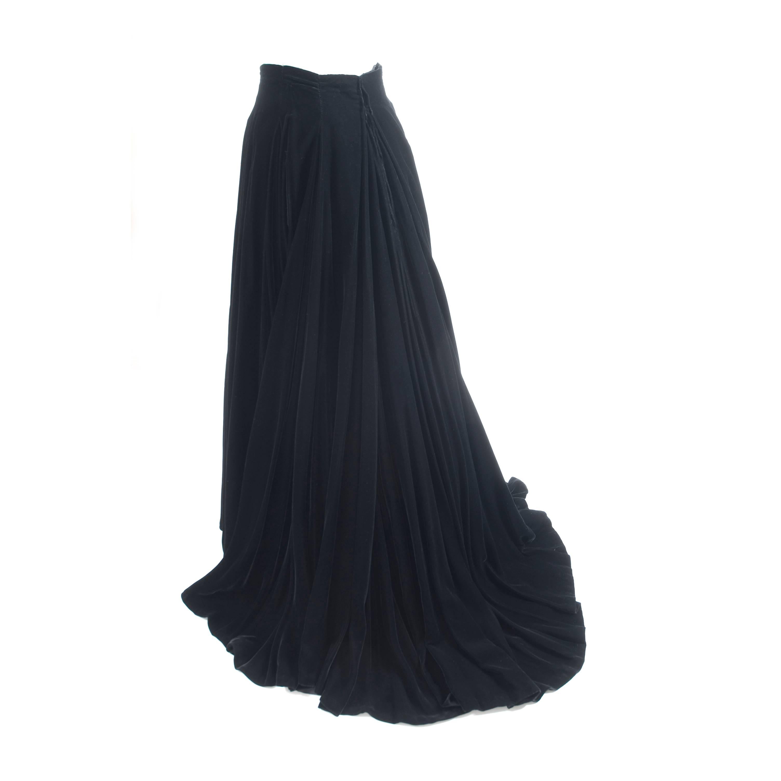 90s Custom Black Velvet Evenig Skirt with Train  For Sale 2