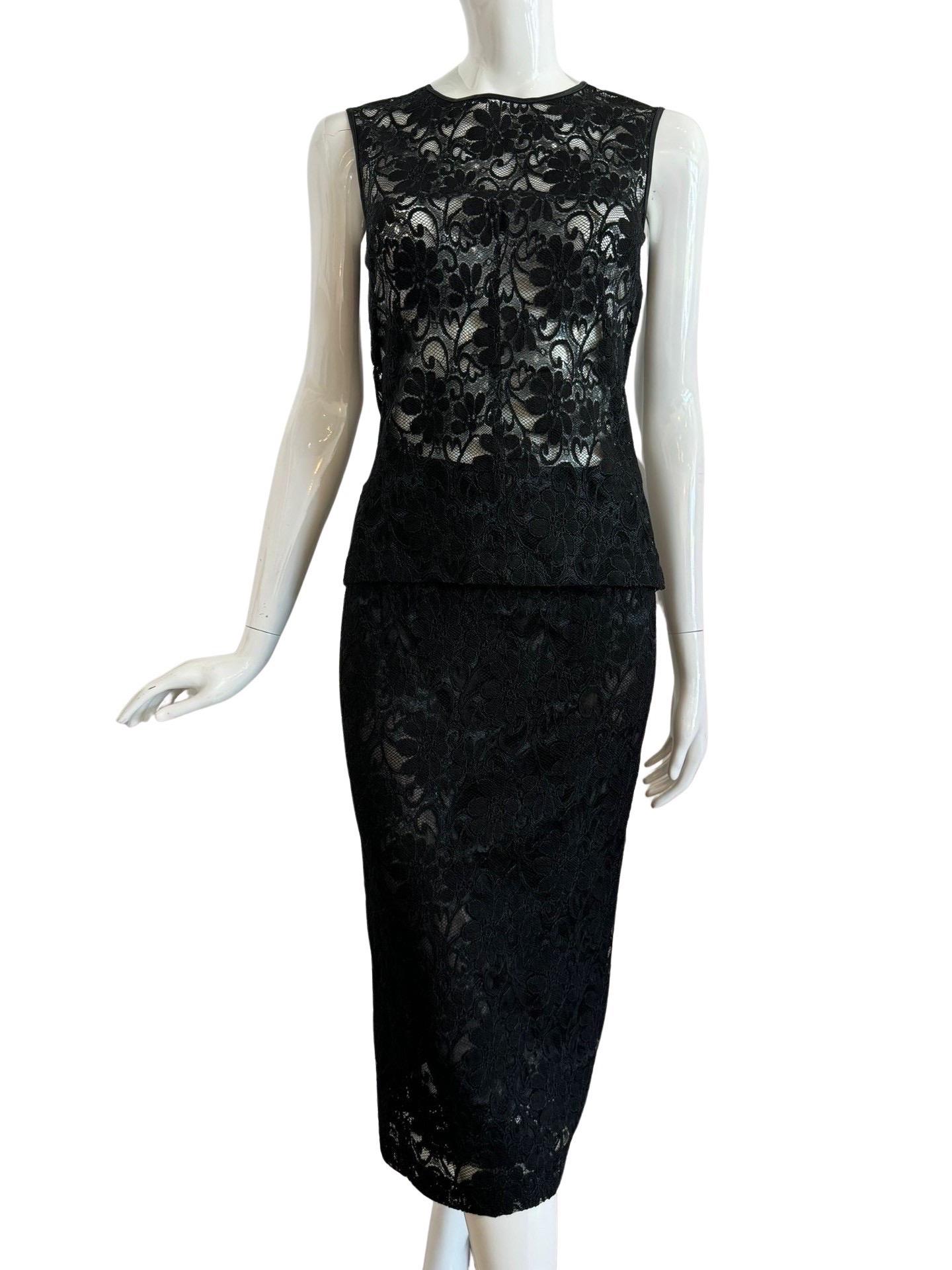 90s D&G Top Skirt Set Black Lace In Good Condition For Sale In Miami, FL