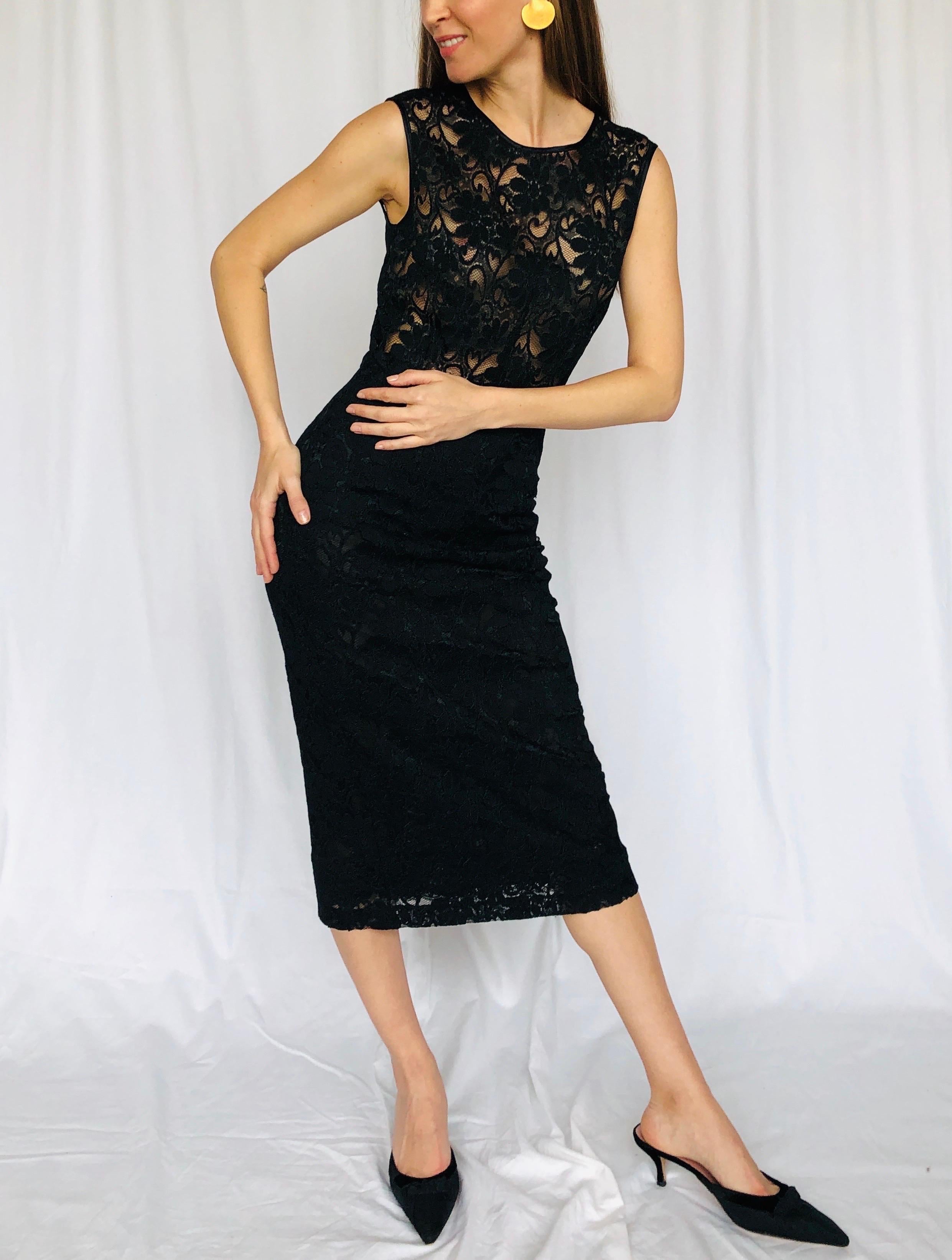 90s D&G Top Skirt Set Black Lace For Sale 3