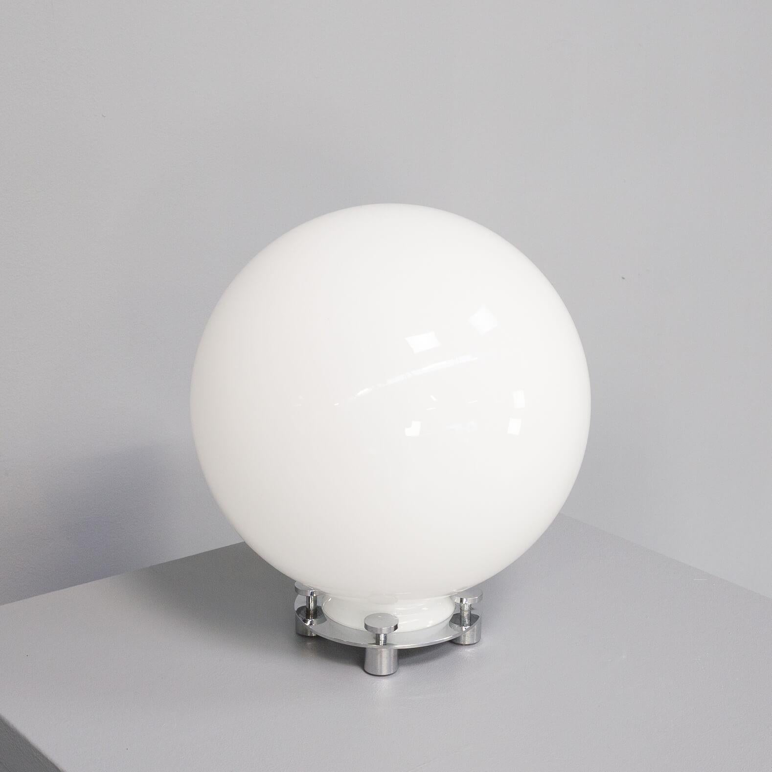 90s Emiliana Martinelli Rare ‘Big Ball’ Table Lamp for Martinelli Luce In Good Condition For Sale In Amstelveen, Noord