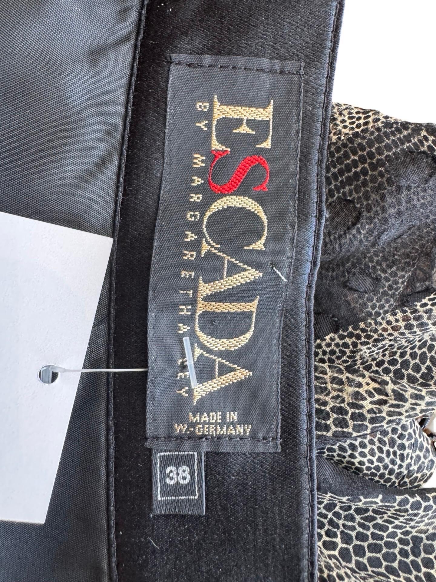 Jupe taille basse Escada des années 90 en vente 1