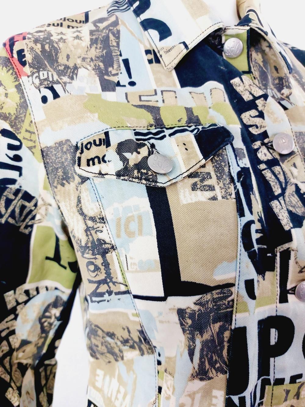 Veste en jean Gaultier Jeans Anarchy Punk Rock Fight Racism Tattoo Club des années 90 Excellent état - En vente à PARIS, FR