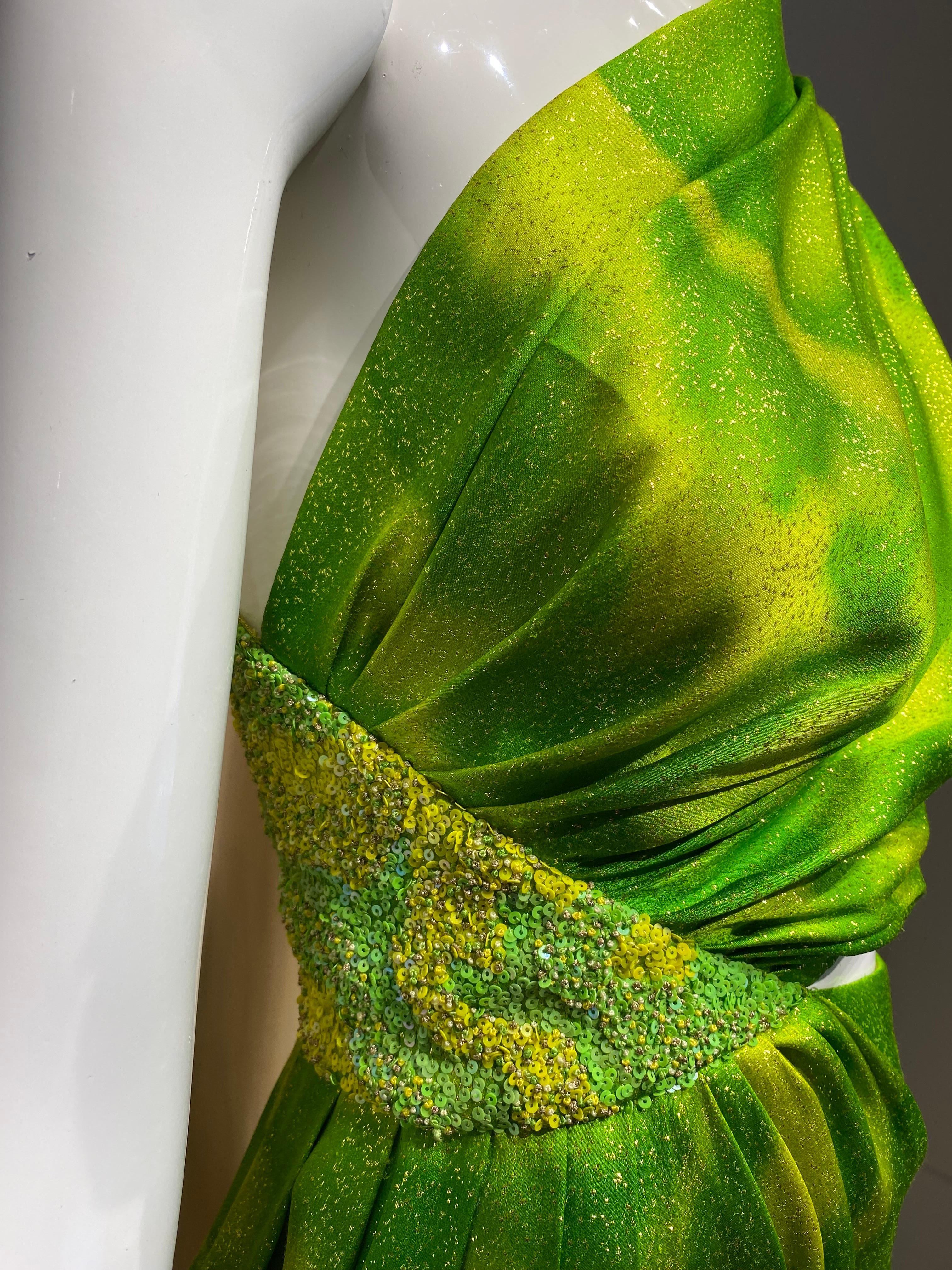 90s Geoffrey Beene Lime Green Metallic Silk Grecian gown In Excellent Condition For Sale In Beverly Hills, CA