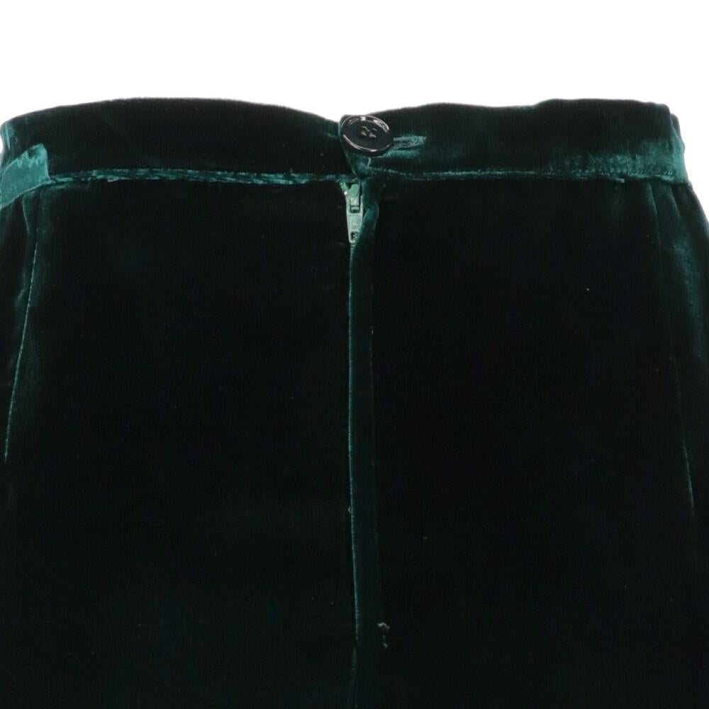 90s Gianfranco Ferré dark green velvet skirt In Good Condition For Sale In Lugo (RA), IT