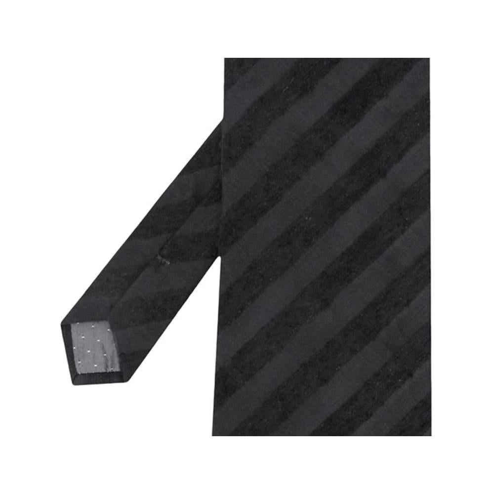 90s Gianfranco Ferré Vintage black striped silk tie In Excellent Condition For Sale In Lugo (RA), IT