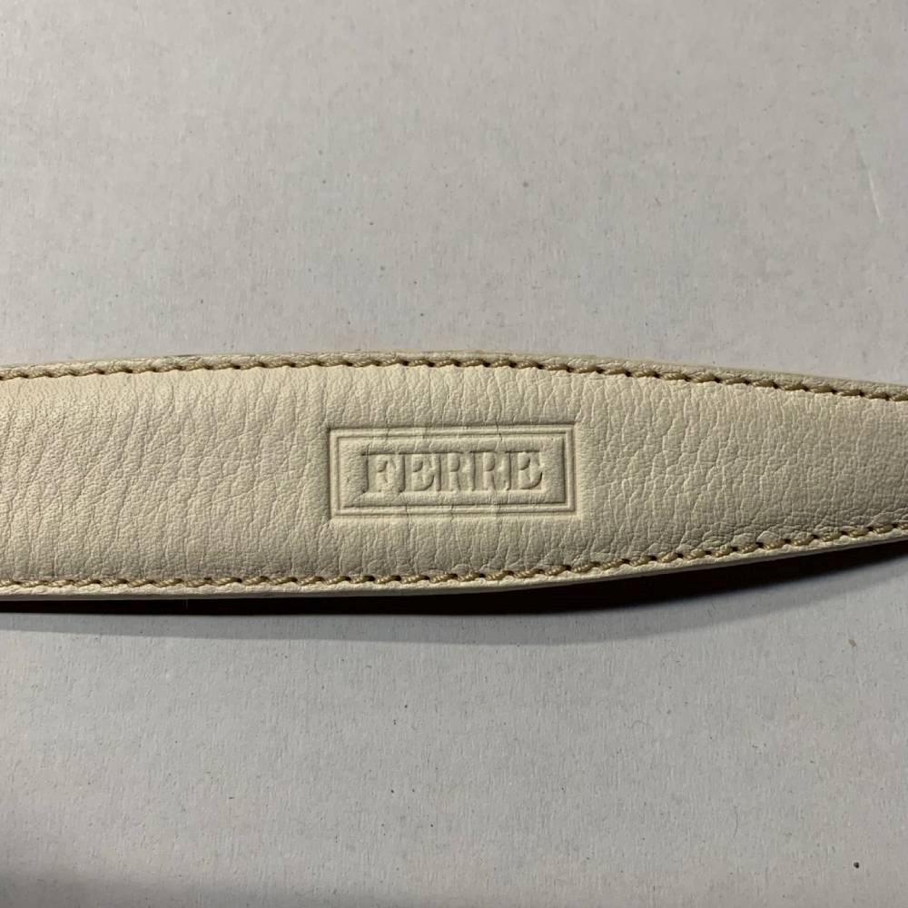 90s Gianfranco Ferrè Vintage white genuine leather belt In Excellent Condition For Sale In Lugo (RA), IT