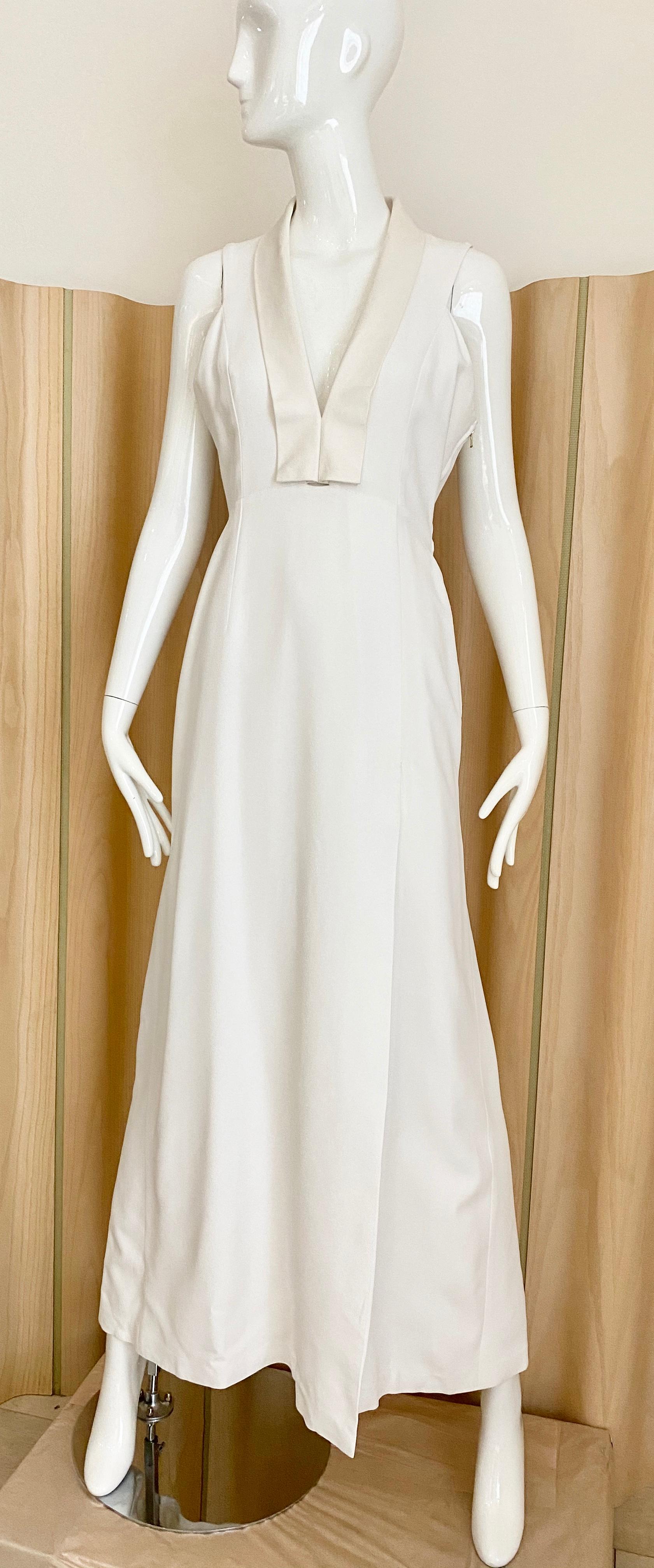 90s Gianfranco Ferre White Silk V Neck Sleeveless Gown For Sale 1