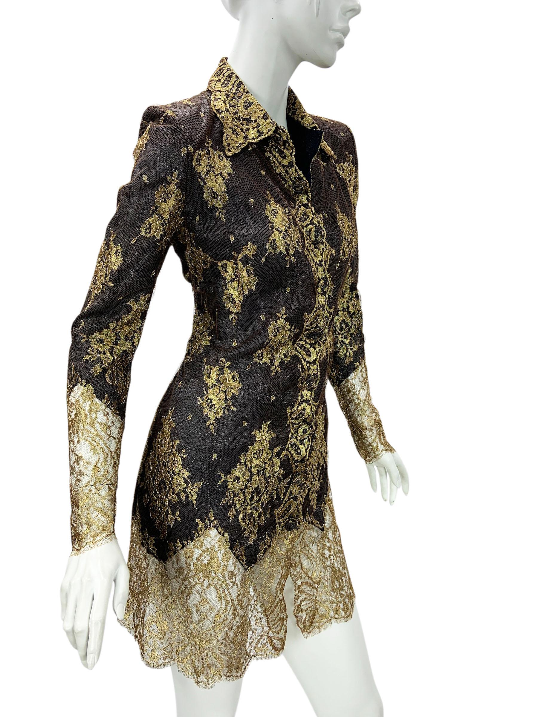 Nero Gianni Versace Couture anni '90 - Mini abito vintage in pizzo dorato e tulle con bottoni 42 in vendita