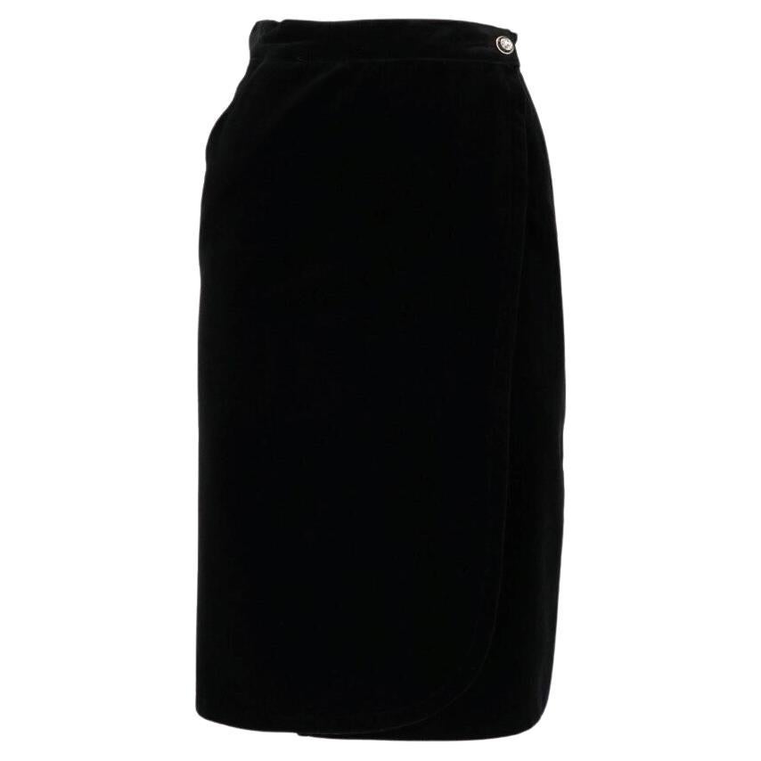90s Gianni Versace Vintage black velvet midi skirt For Sale