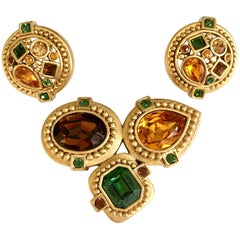 90
S Gold
Swarovski Crystal Brooch
Earrgis By, Oscar De La Renta 90
S Gold
Swarovski Crystal Brooch
Earrgis By, Oscar De La Renta