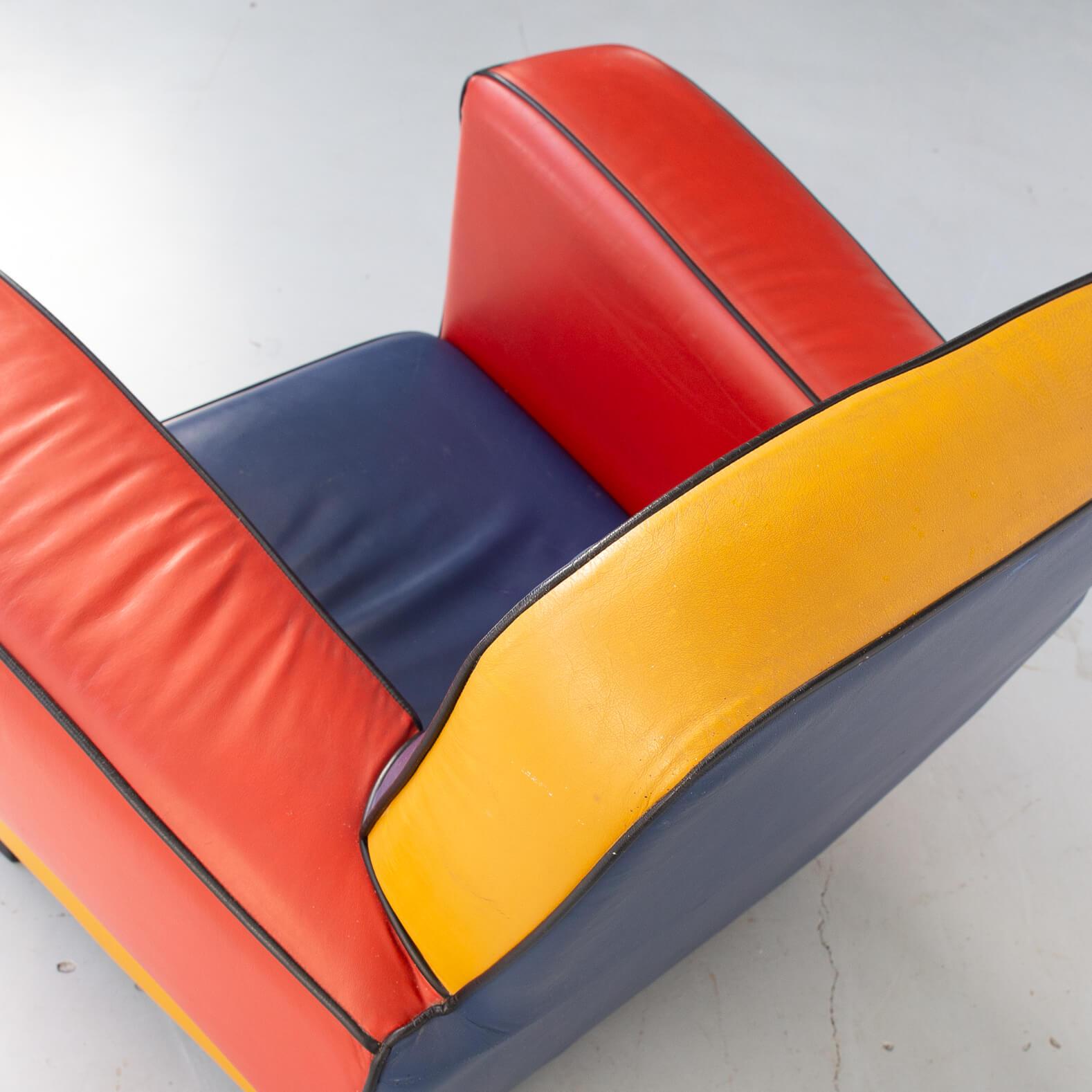 90s Leather Design Lounge Fauteuil Peter van Zoetendaal Hip-Hop Memphis Style In Good Condition For Sale In Amstelveen, Noord