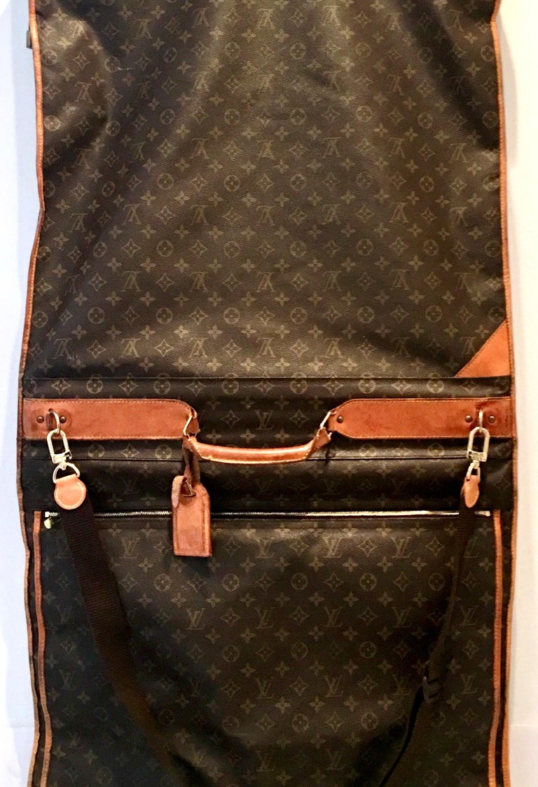 90'S Louis Vuitton Canvas and Leather "LV" Monogram Hanging Travel