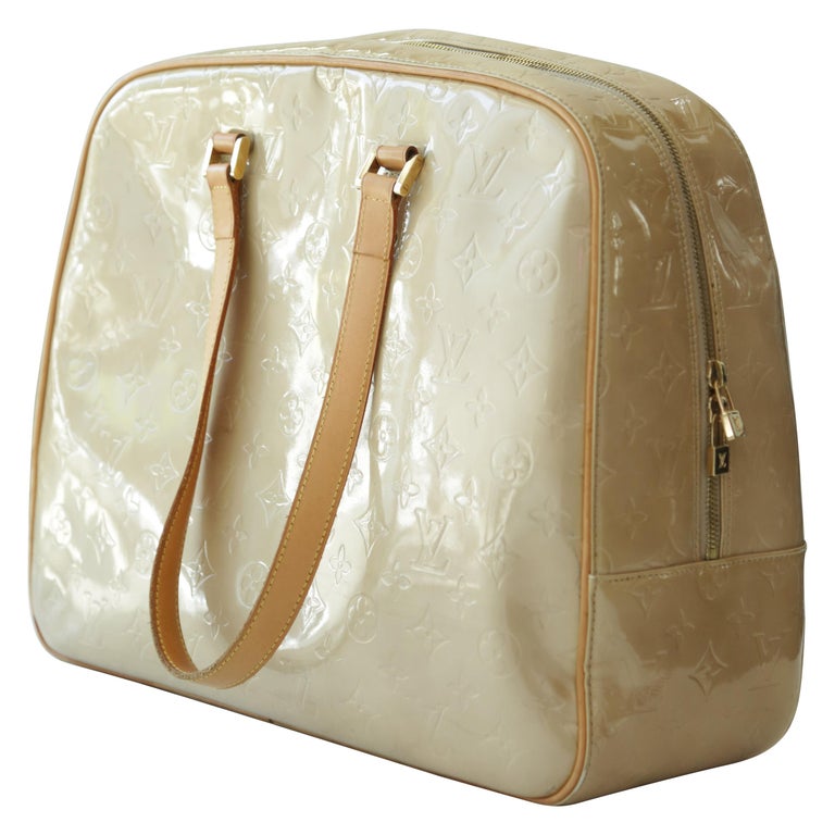 90s Louis Vuitton Vintage Patent Shoulder Carry-on Bag  For Sale