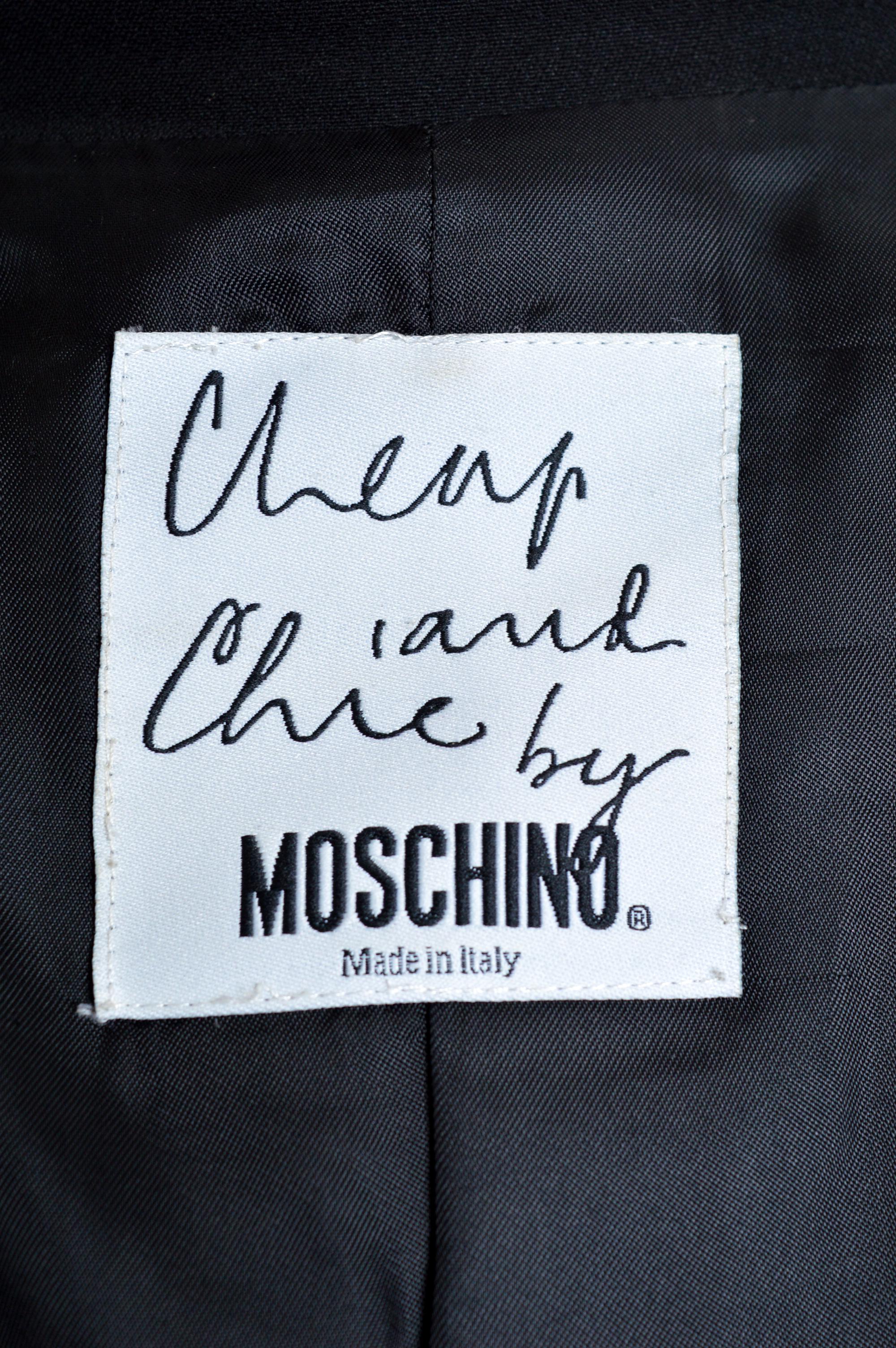 90er Moschino CHEAP & CHIC 2-teiliges Anzug-Set aus schwarzer Jacke und Minirock im Angebot 4