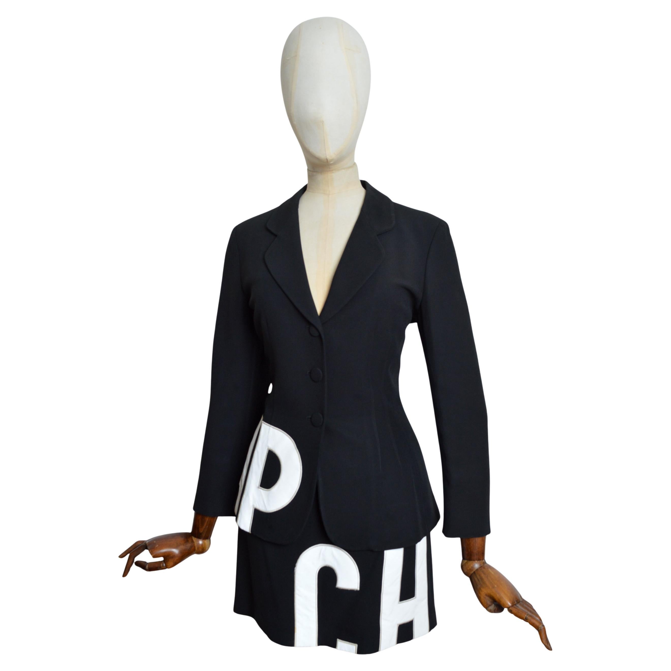 90er Moschino CHEAP & CHIC 2-teiliges Anzug-Set aus schwarzer Jacke und Minirock im Angebot