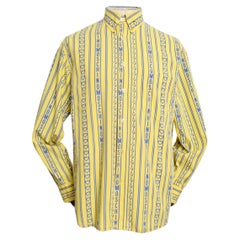 Chemise à manches longues Moschino vintage des années 90, imprimé logo jaune et bleu répété