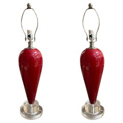 90s Coppia di lampade da tavolo a forma di goccia di lacrima in ceramica rossa con base in acrilico