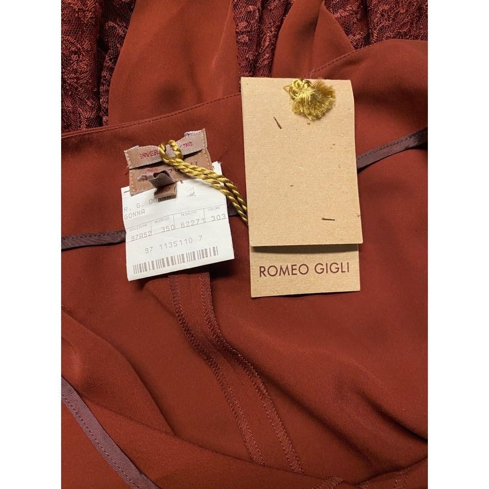 90s Romeo Gigli burgundy silk blend skirt For Sale 2