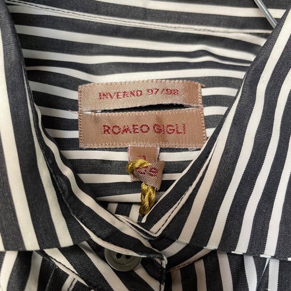 90s Romeo Gigli Vintage black and white striped cotton shirt For Sale 3