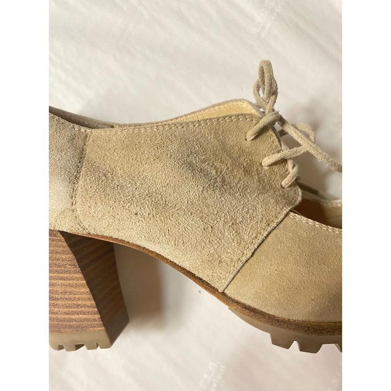 90s Sergio Rossi Beige Suede Laced Shoes For Sale at 1stDibs
