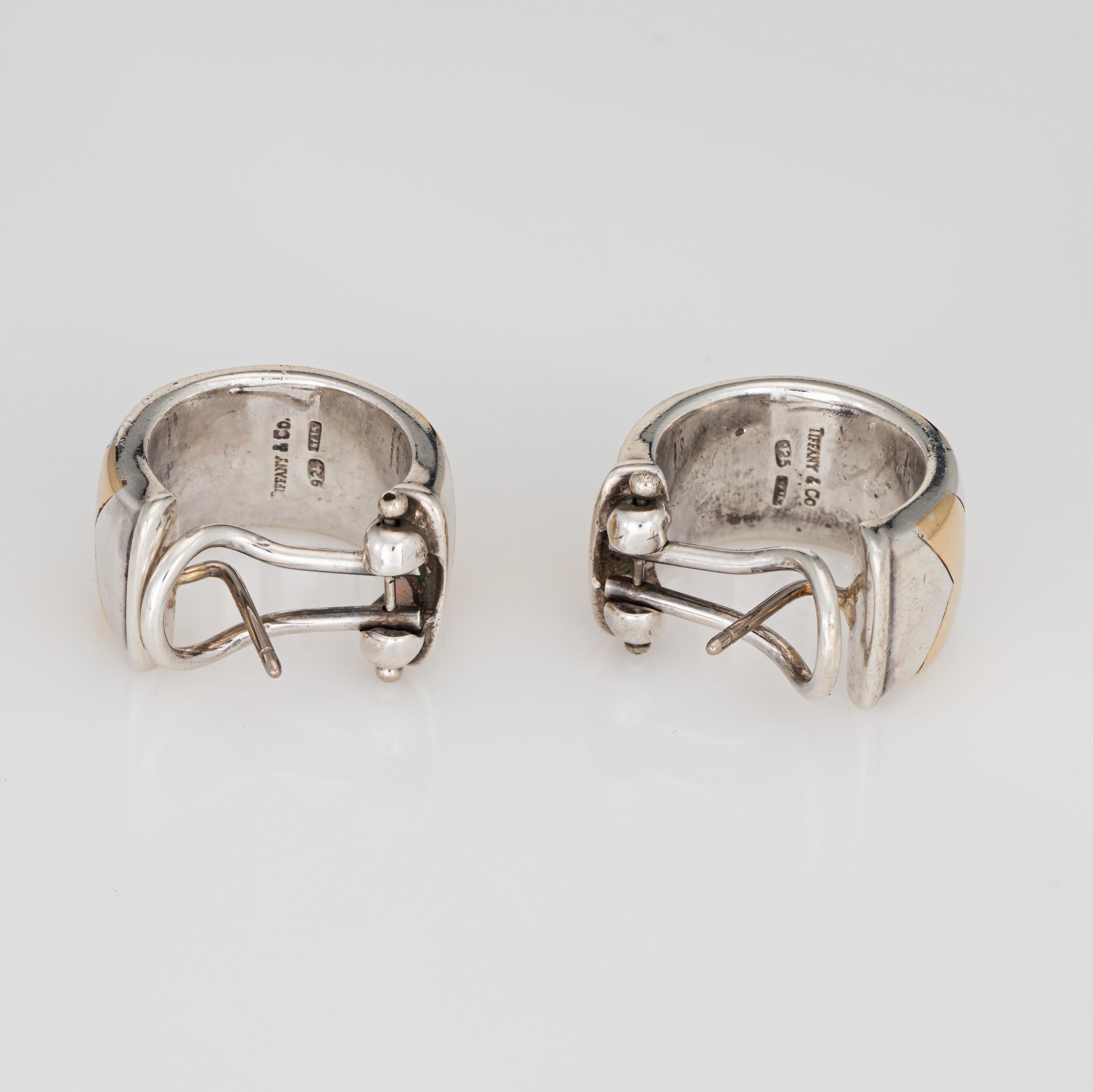 Moderno Anni '90 Tiffany & Co. Orecchini a cerchio Chevron in argento sterling e oro 18k firmati in vendita