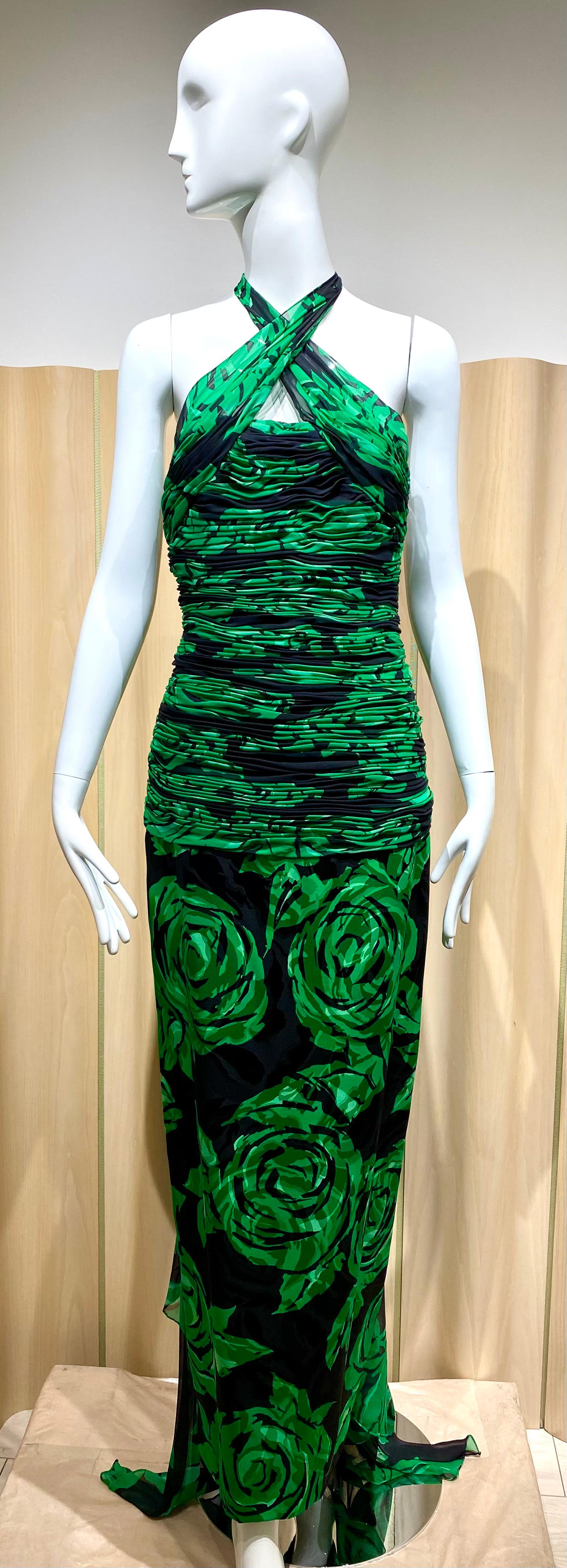 90s Valentino Green and Black Silk Chiffon Halter Dress with Detachable Cape For Sale 4
