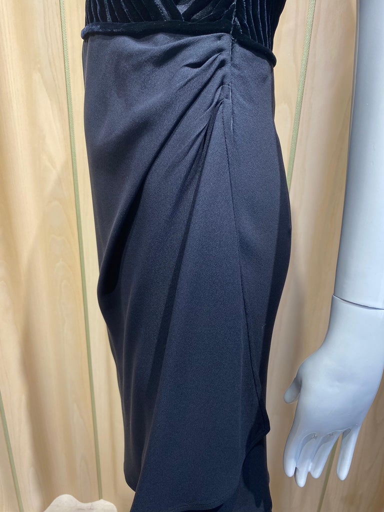 90s VALENTINO RUNWAY Black Silk Gown In Good Condition For Sale In Beverly Hills, CA