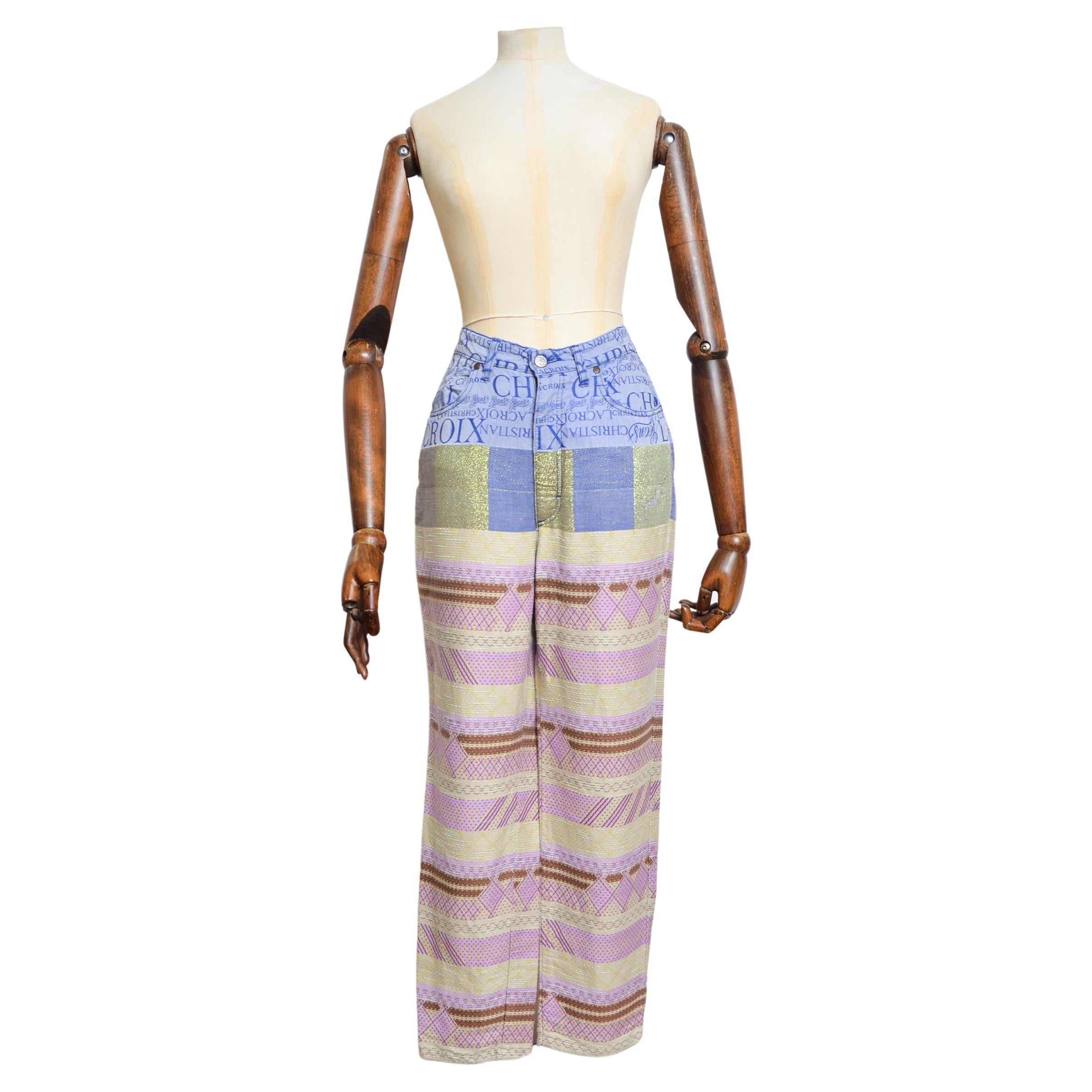 90's Vintage Christian Lacroix Jacquard Sparkly Verde Lila Monograma Pantalones Vaqueros en venta