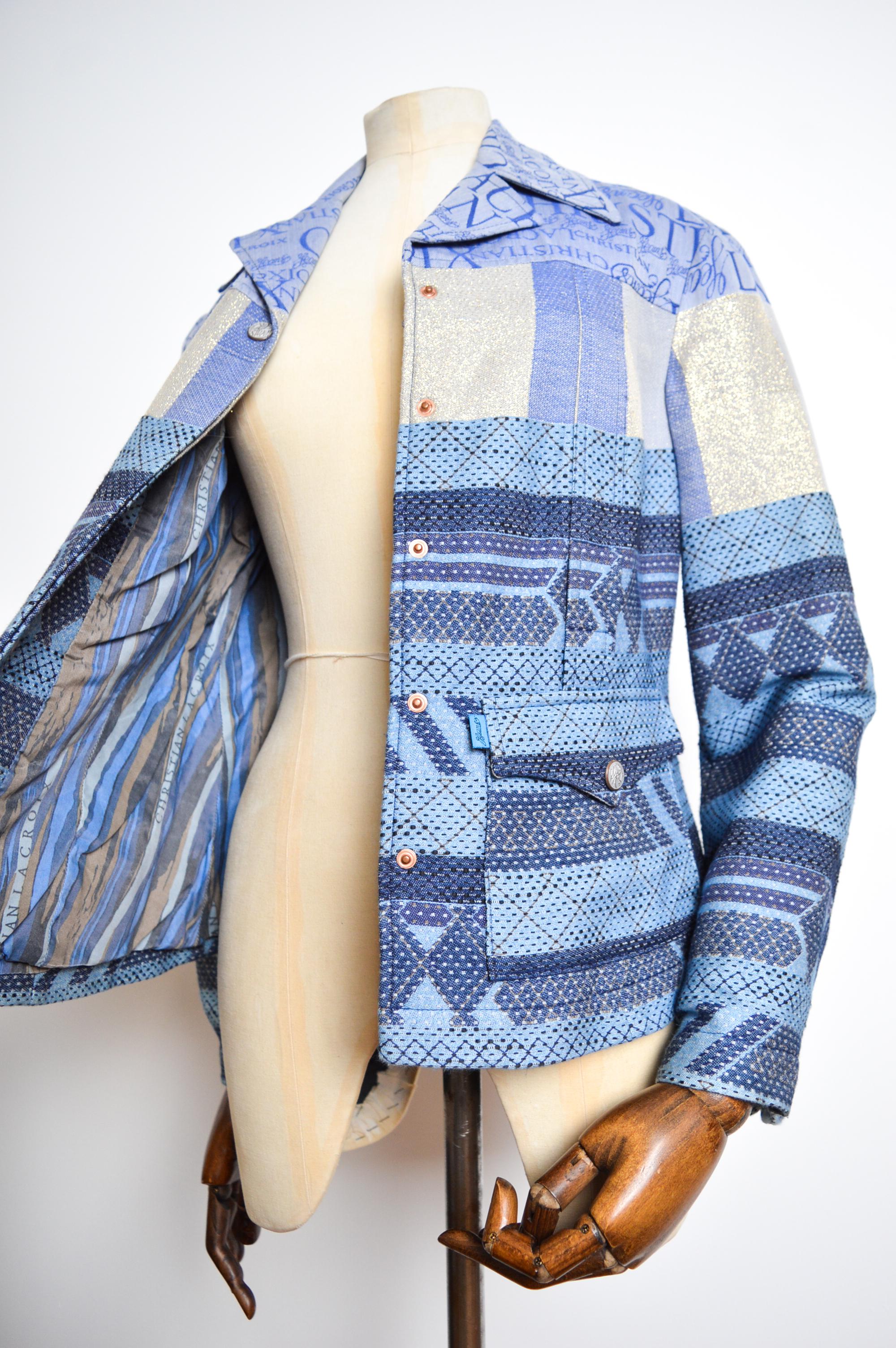 90er Jahre Vintage Christian Lacroix Sparkly Lamé Thread Monogramm Button down Jacke Damen im Angebot