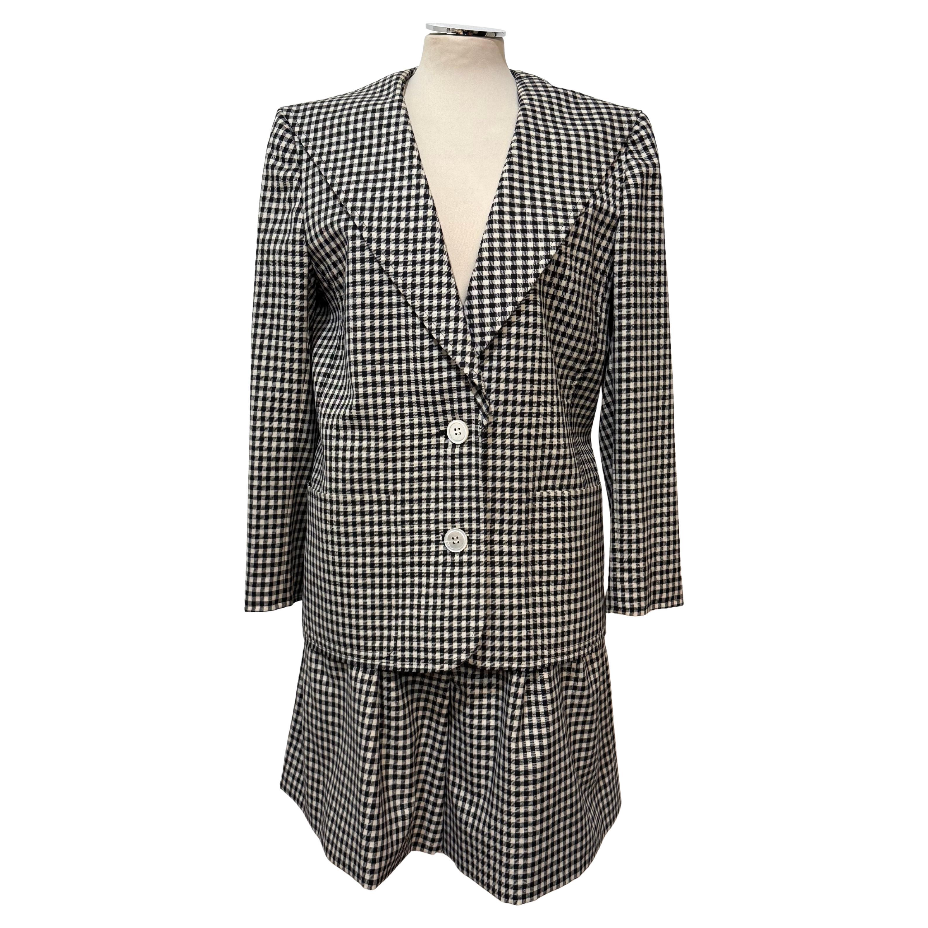 Giacca e pantaloncini vintage anni
90 di Valentino, abito USA 8