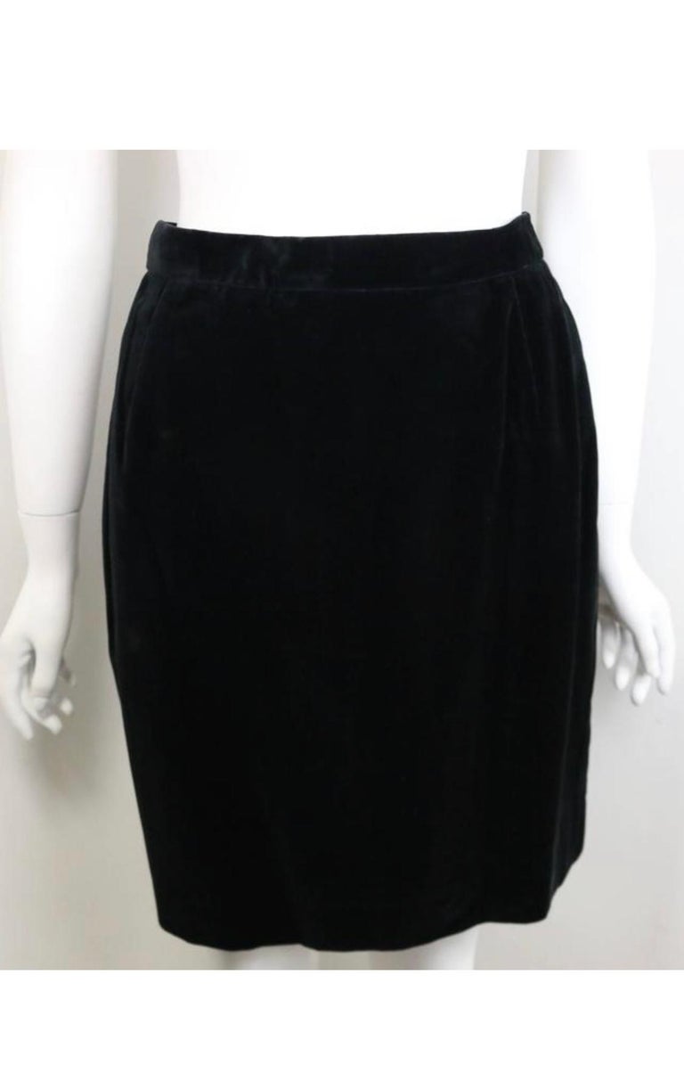 90s Vivienne Westwood black velvet double breasted and skirt ensembles For Sale 3